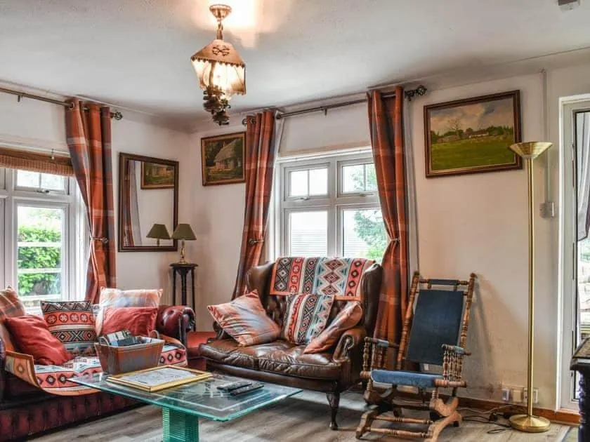 Living room in Shiralee bed and breakfast