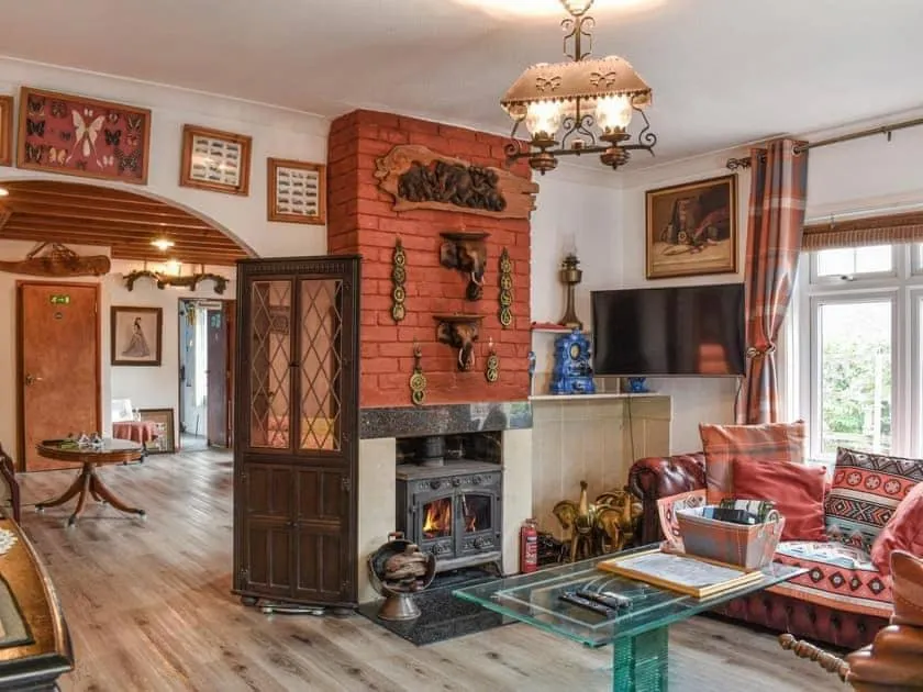 Living room in Shiralee bed and breakfast