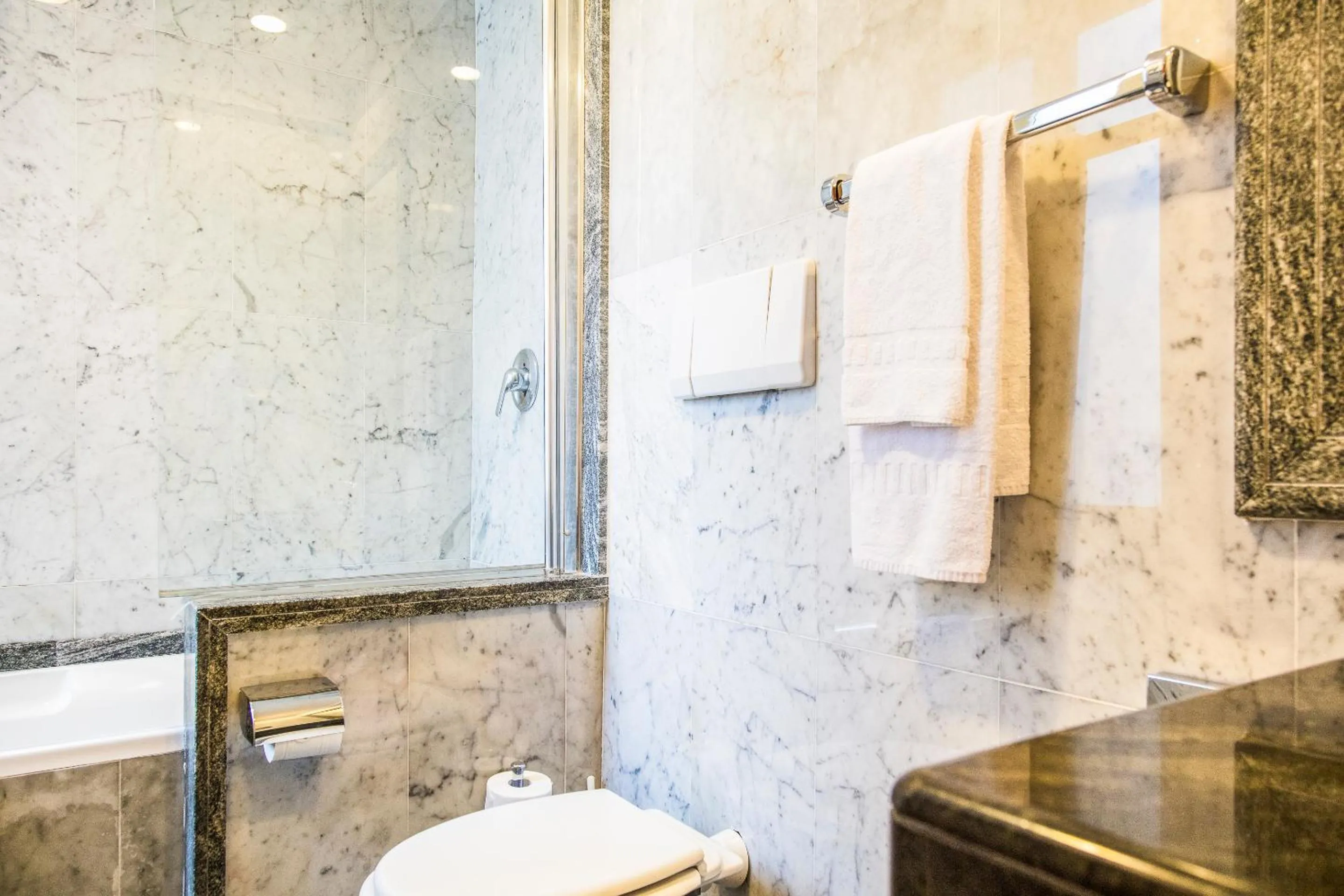 Bathroom in Hotel Giolli Nazionale