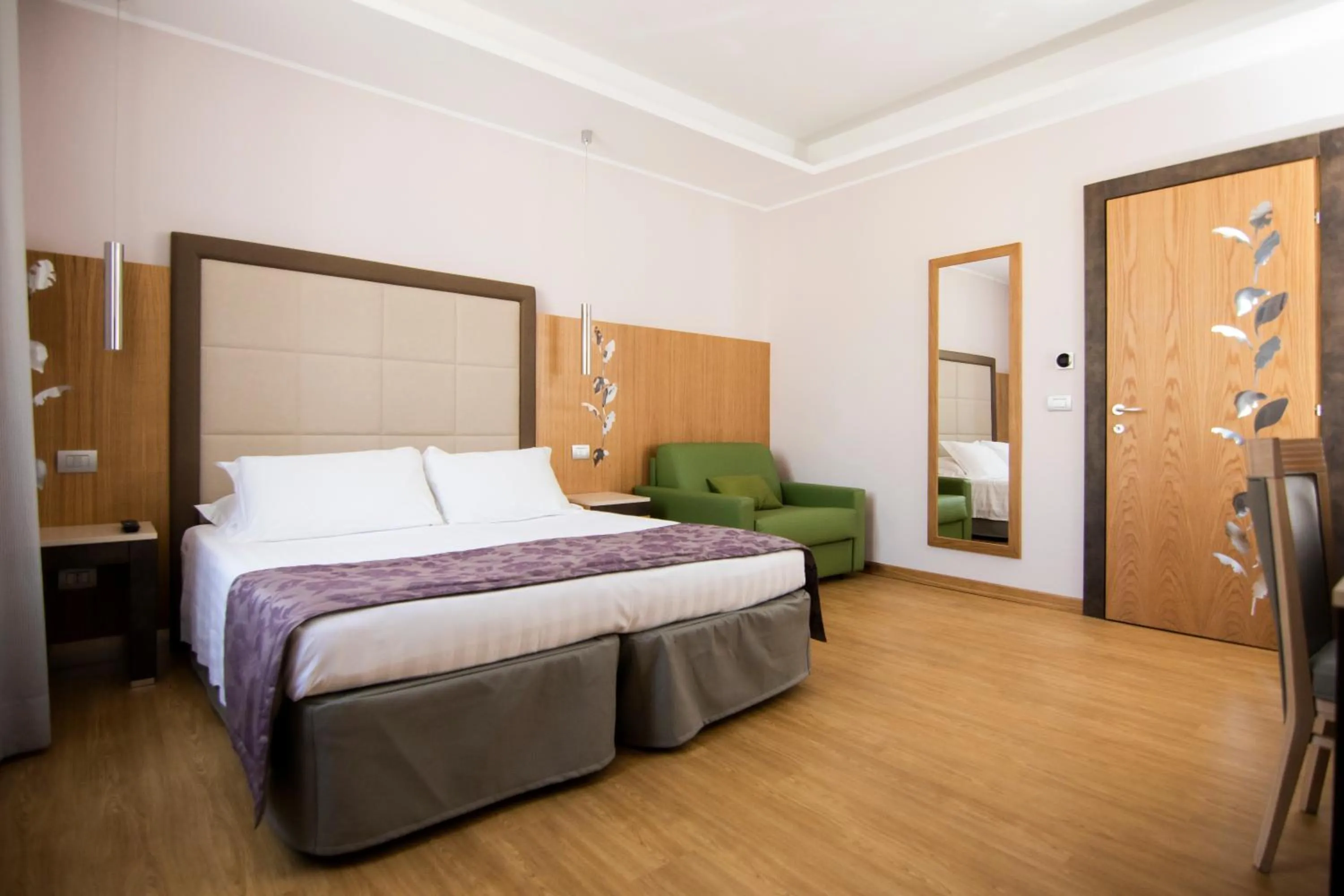 Photo of the whole room, Bed in Hotel Giolli Nazionale