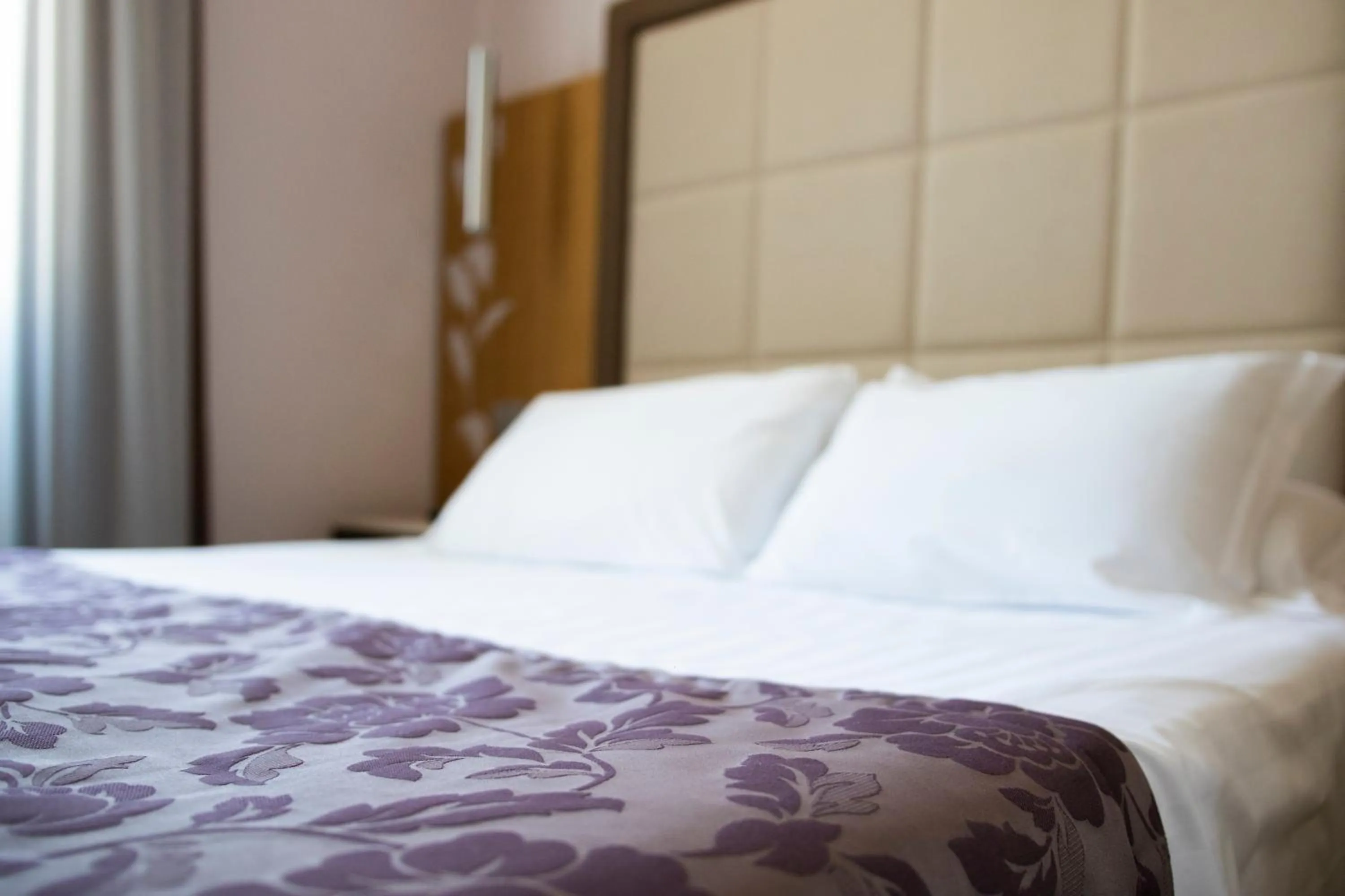 Bedroom, Bed in Hotel Giolli Nazionale