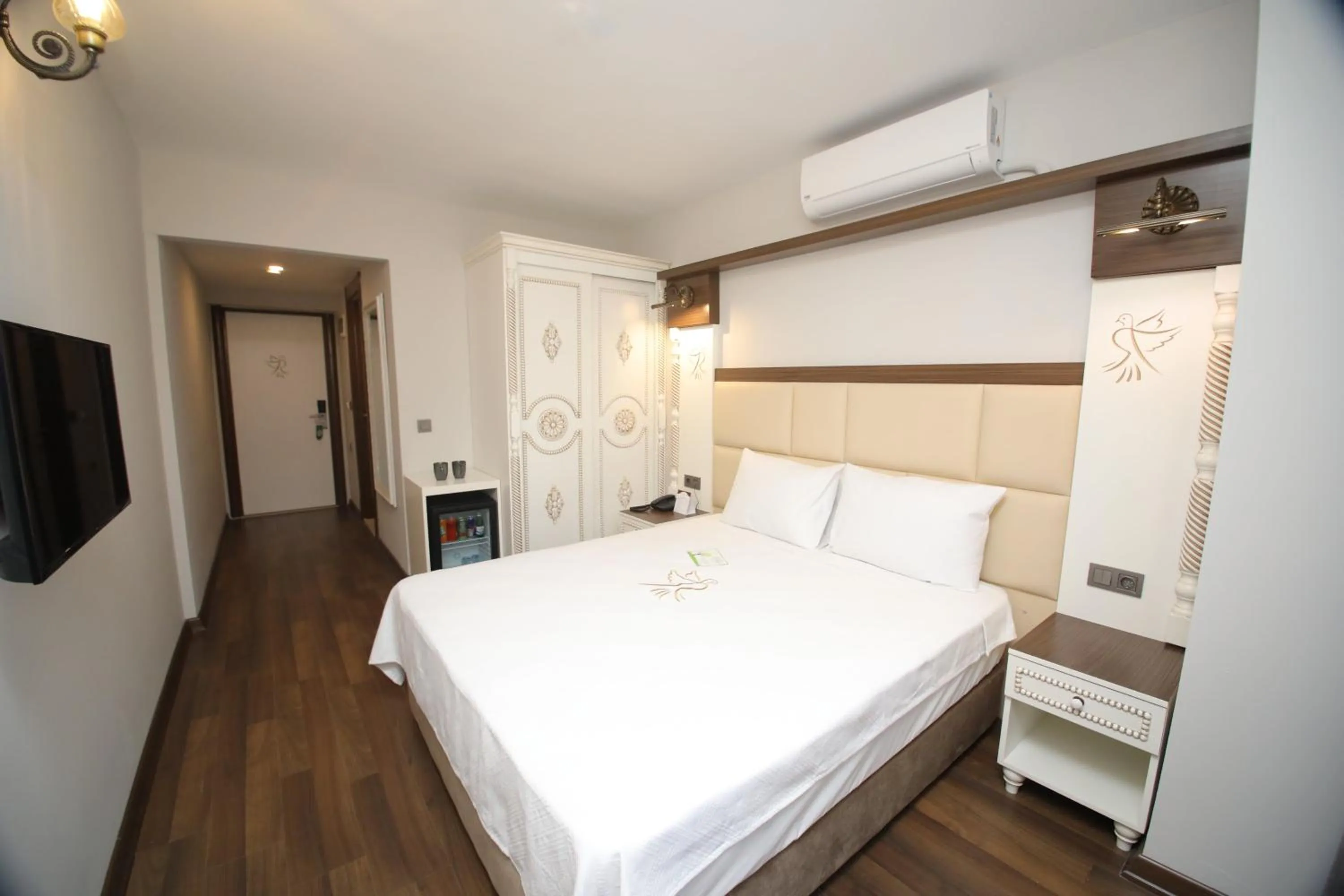 Bed in Raymar Hotels Muğla