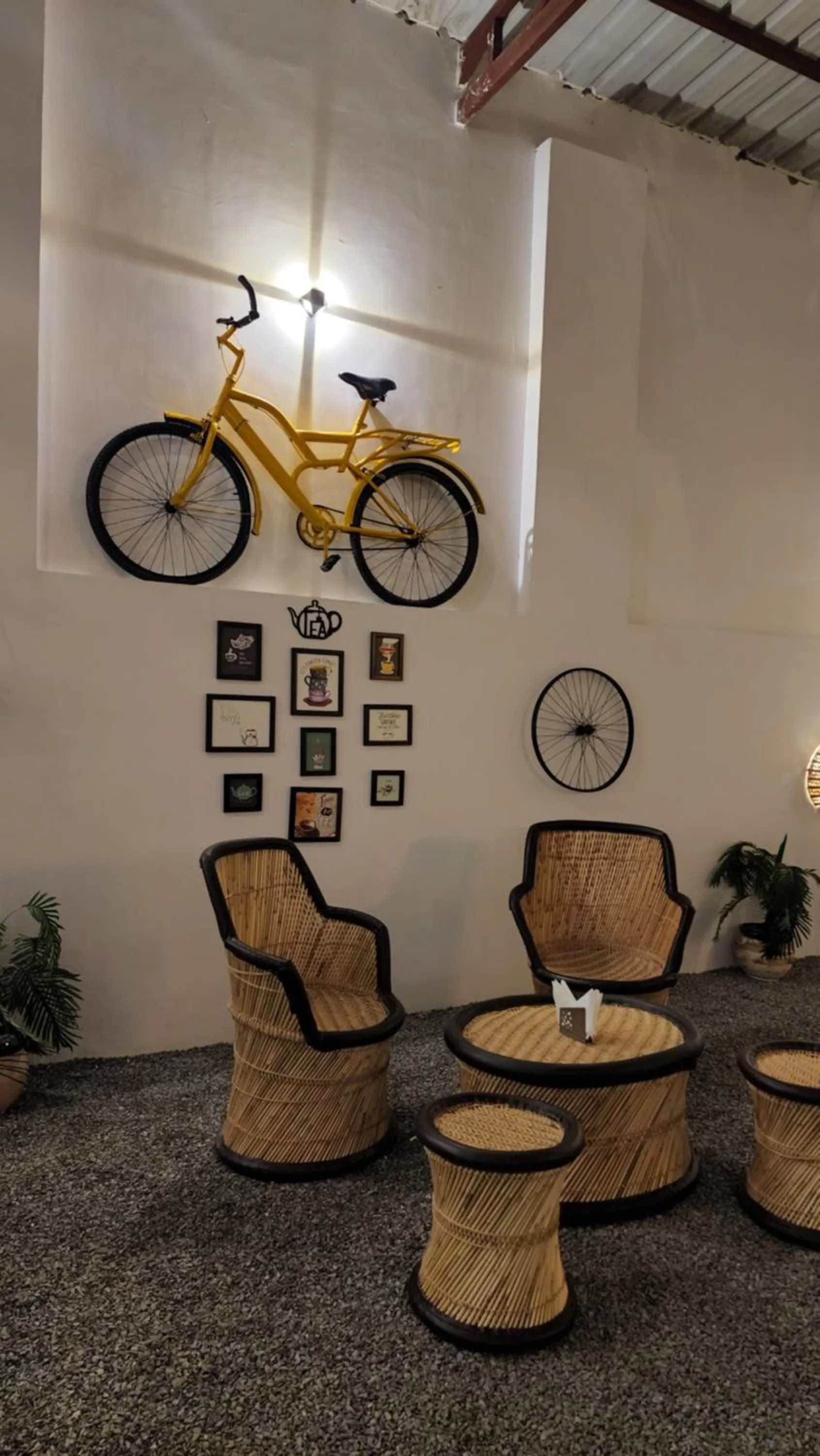 Restaurant/places to eat in Green Club Farm