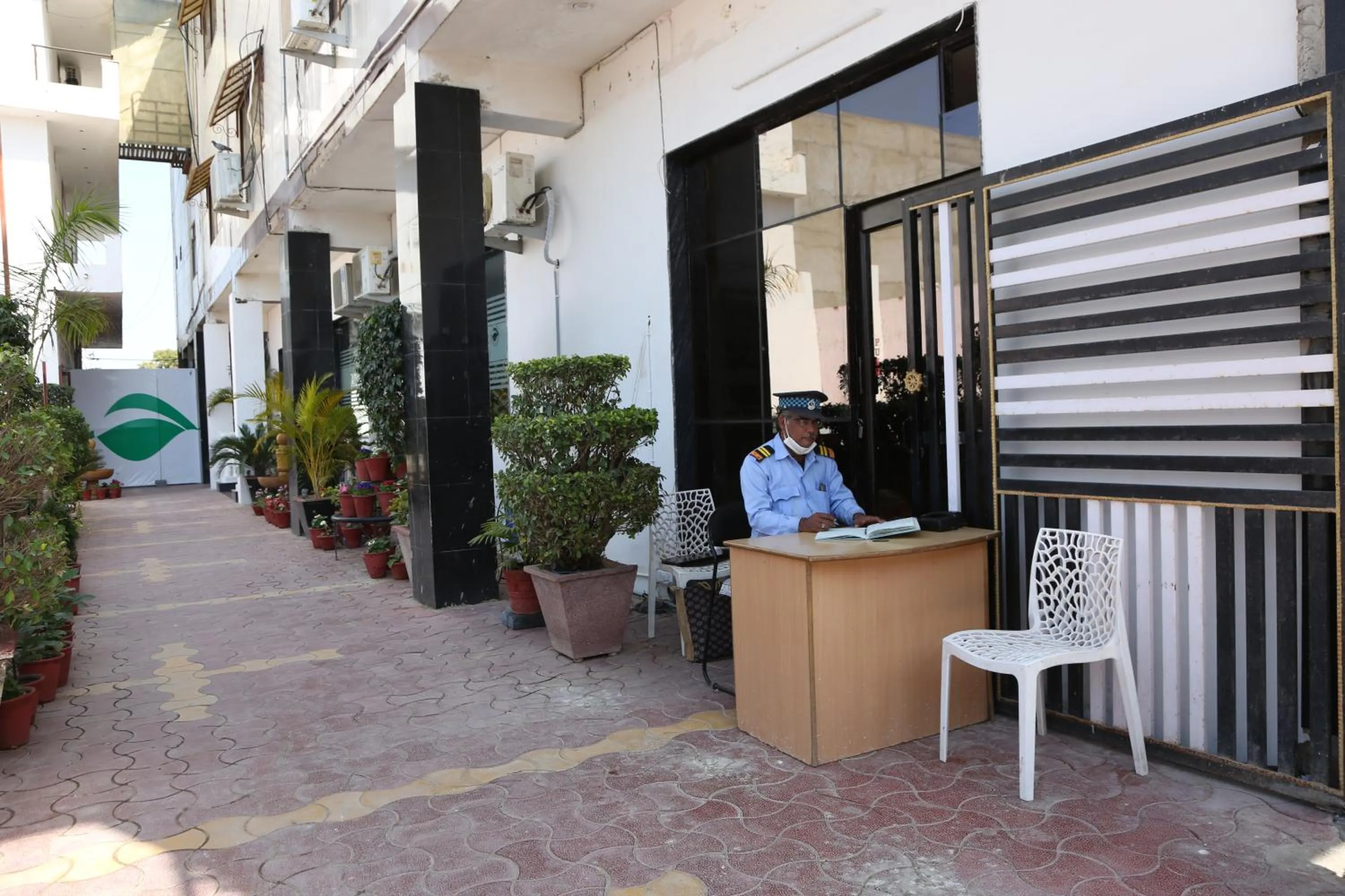 Facade/entrance in Green Club Farm