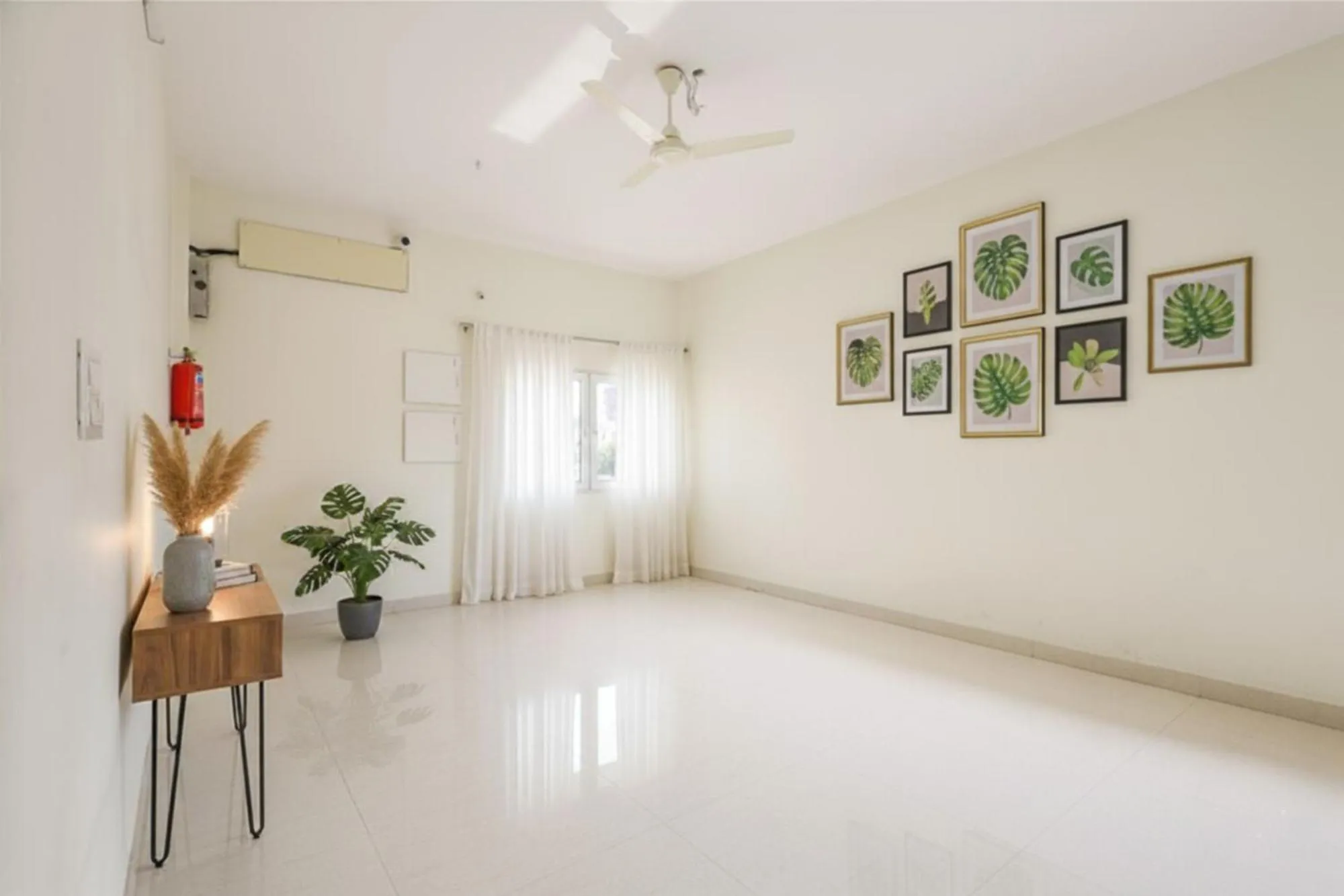 Lobby or reception in FabHotel Karthikeya Residency - Tirupati Bus Stand - 900m