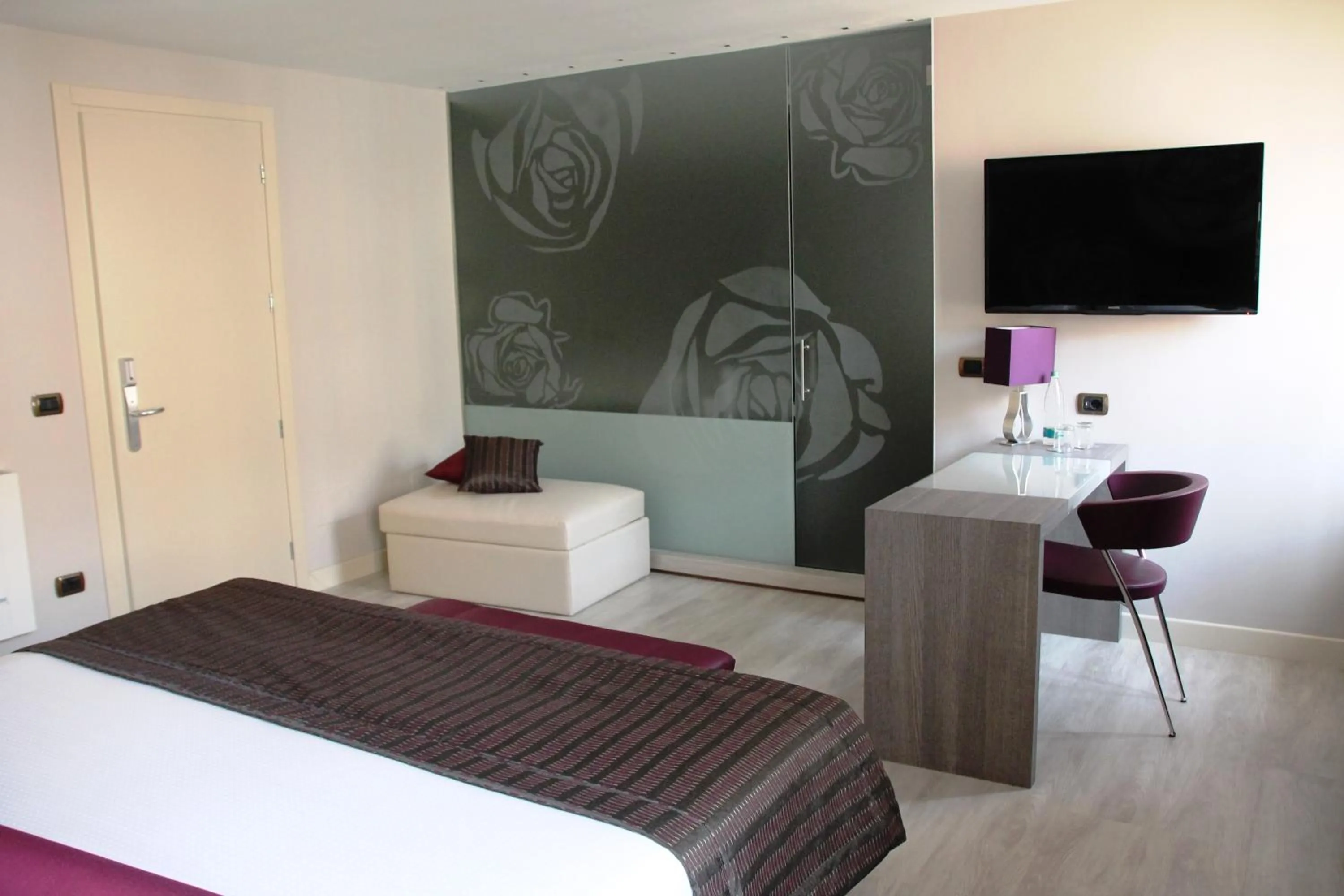 Bed in Hotel Soperga