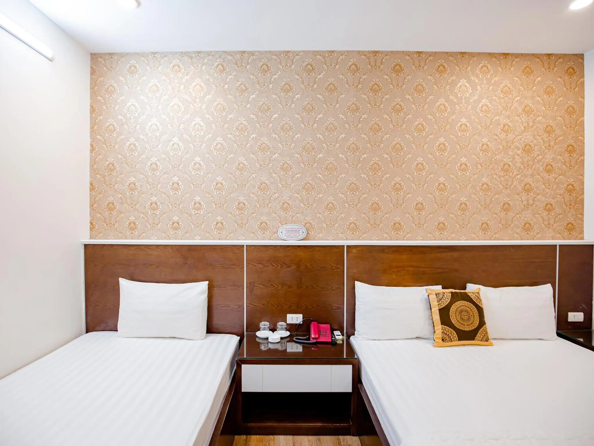 Bed in Phuong Nam Luxury Hotel Long Bien
