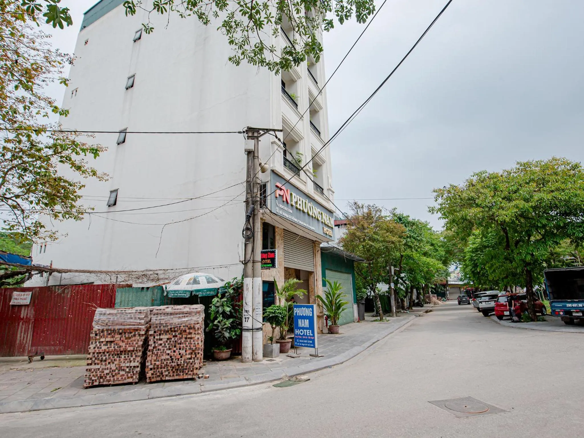 Property building in Phuong Nam Luxury Hotel Long Bien