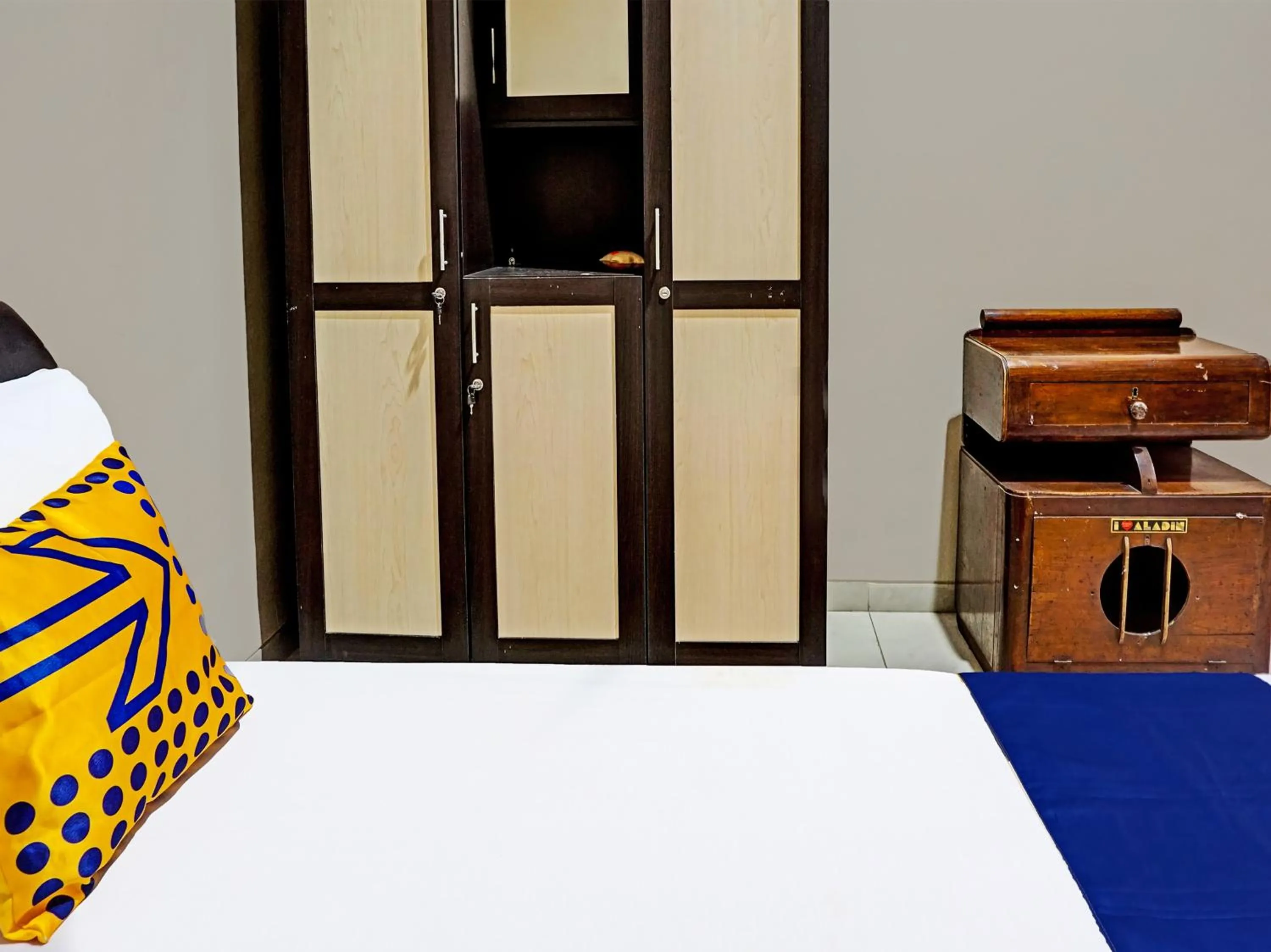 Bedroom, Bed in Hotel O Sumpil Syariah