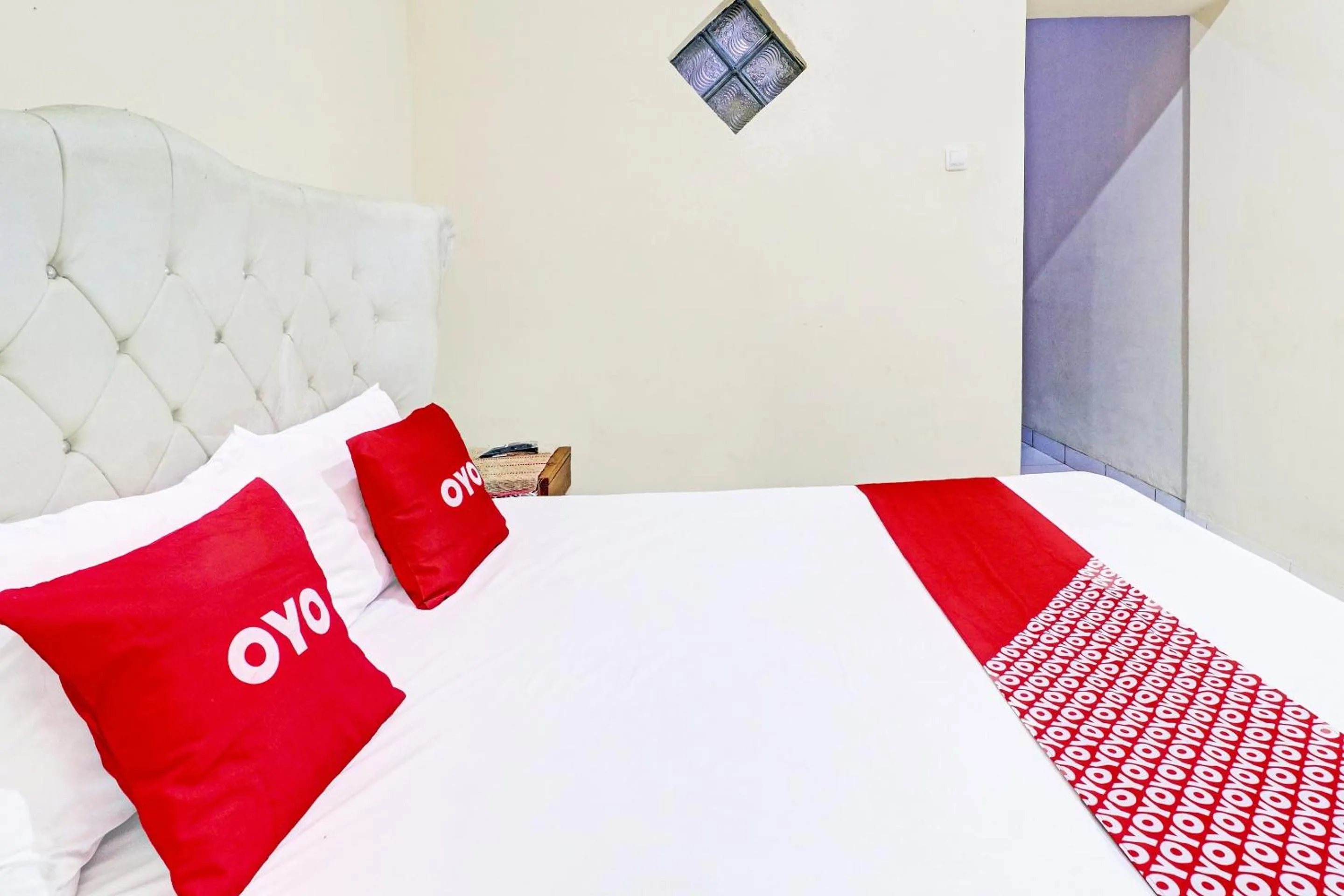 Bedroom, Bed in OYO Life 91480 Putridapisa Syariah