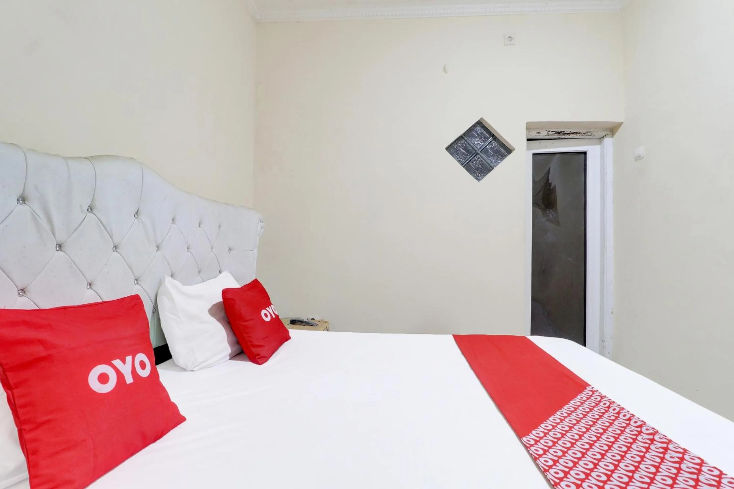 Bedroom, Bed in OYO Life 91480 Putridapisa Syariah