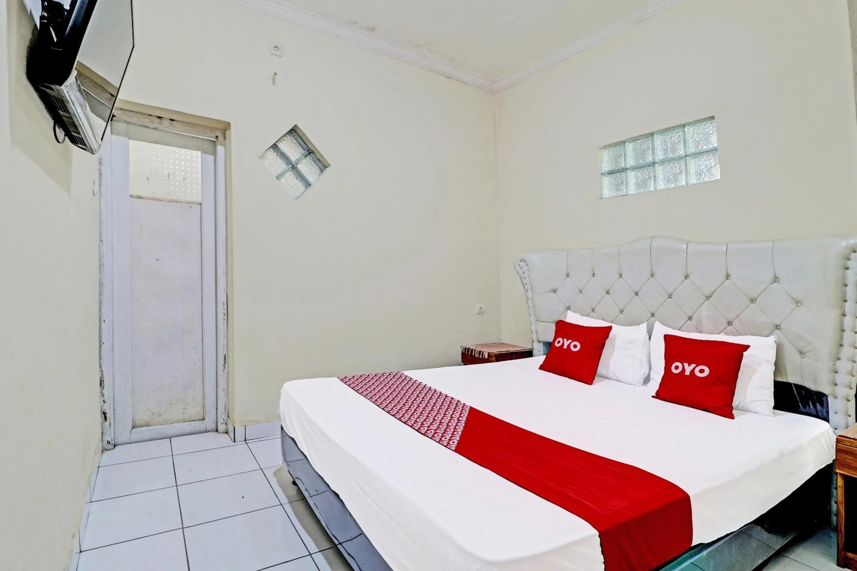 Bedroom, Bed in OYO Life 91480 Putridapisa Syariah
