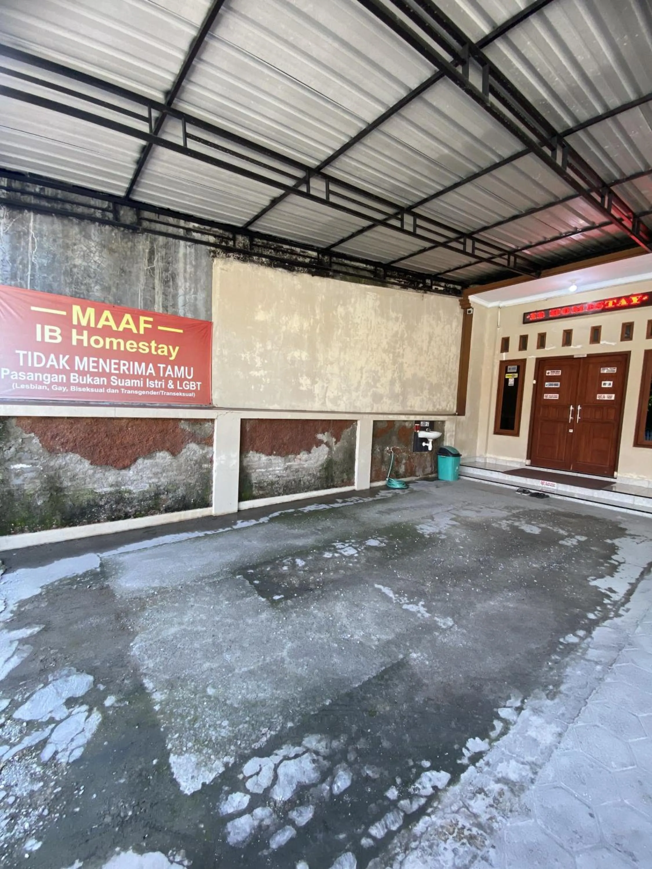 Property building in IB Homestay Syariah by Ecommerceloka