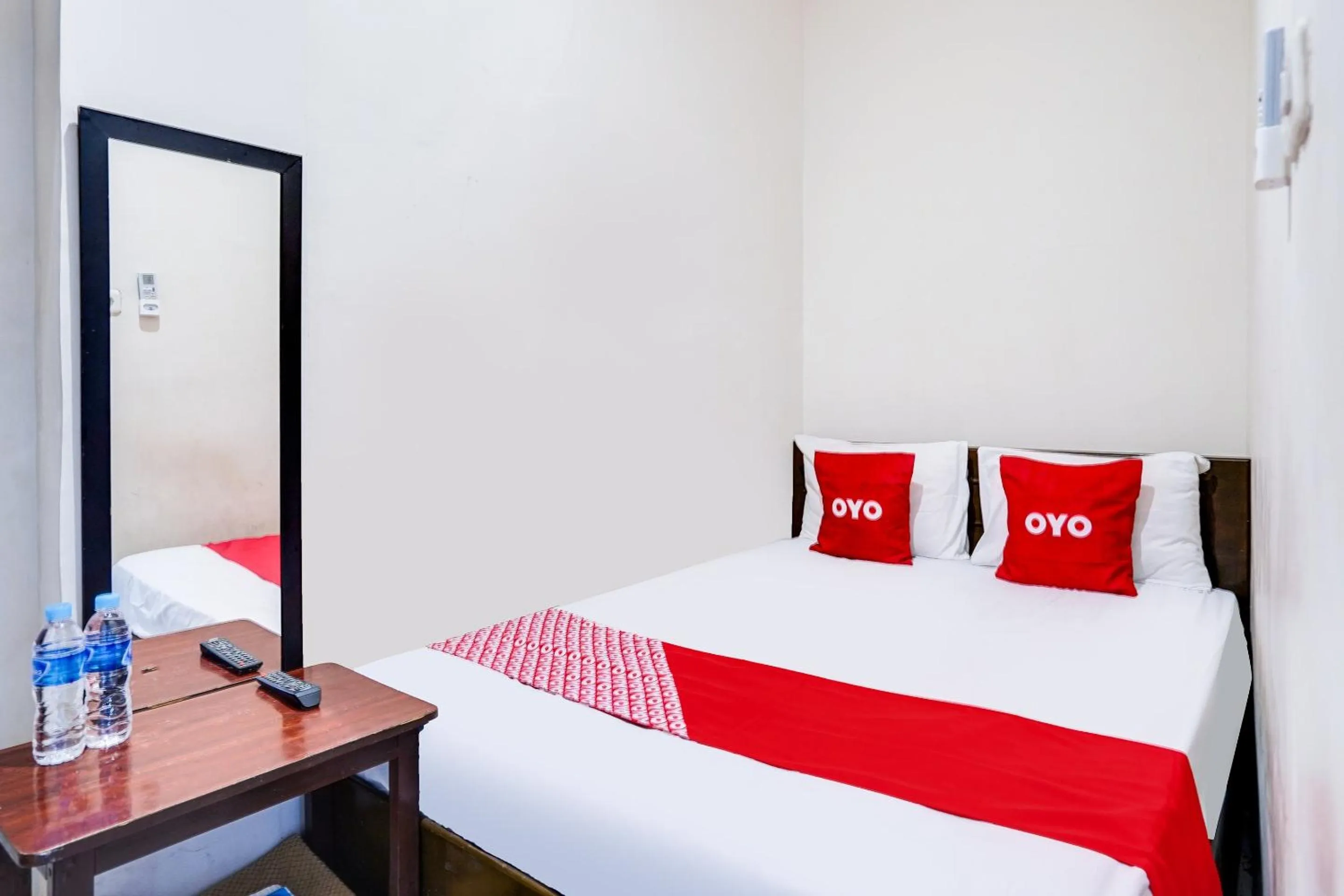 Bedroom, Bed in OYO Life 91511 Ampel Residence Syariah