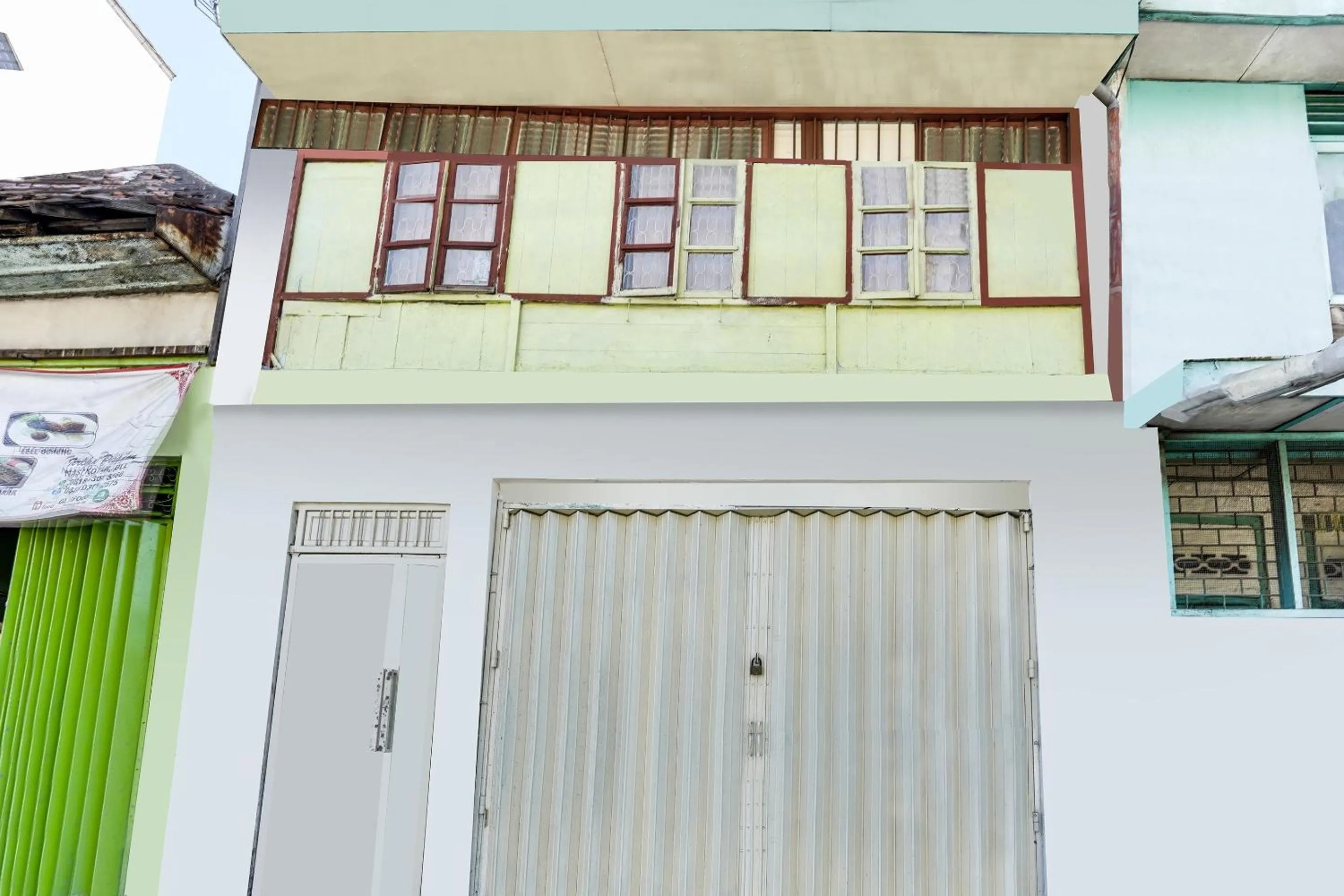 Facade/entrance in OYO Life 91511 Ampel Residence Syariah
