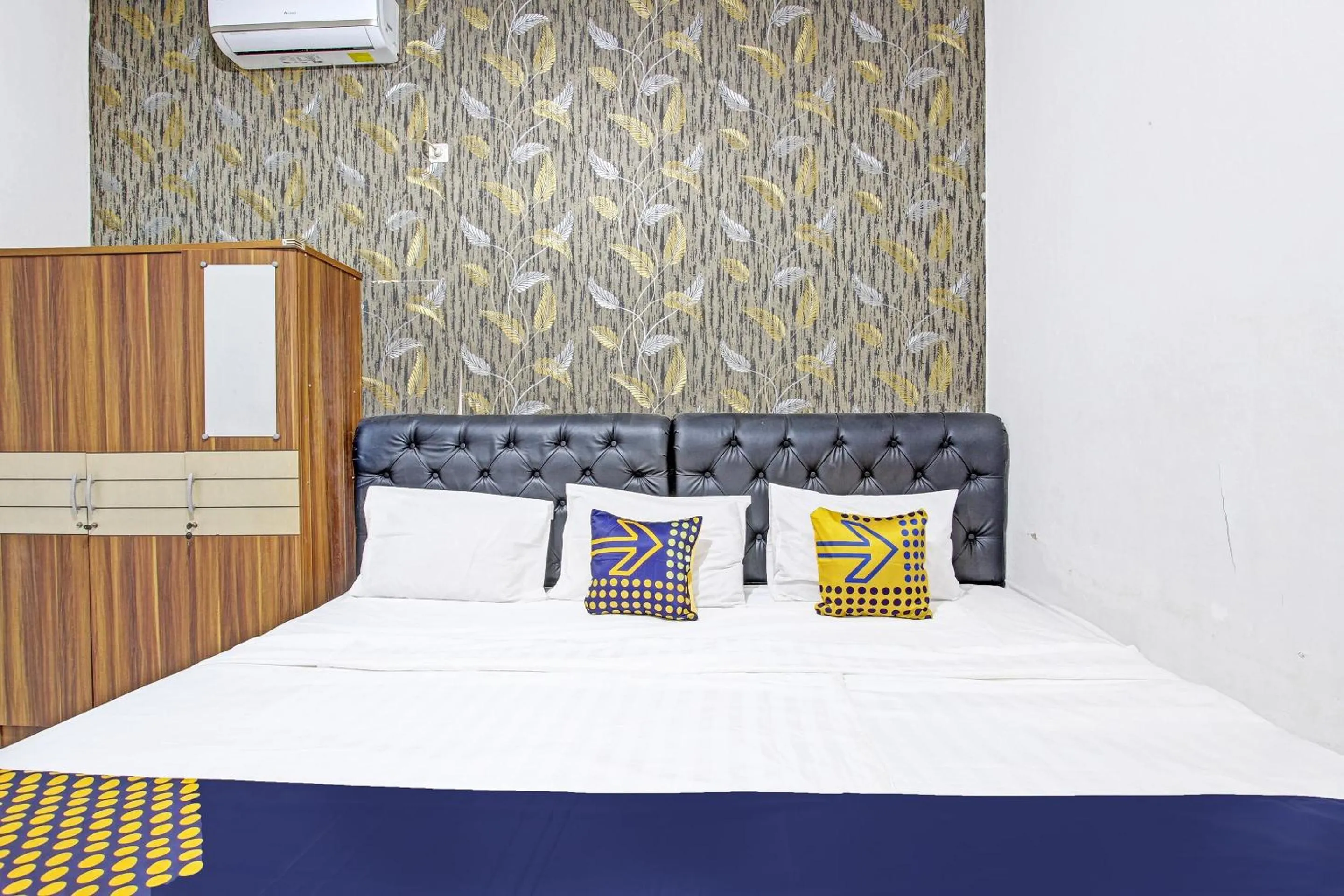 Bedroom, Bed in SPOT ON 91521 Mayong Guesthouse