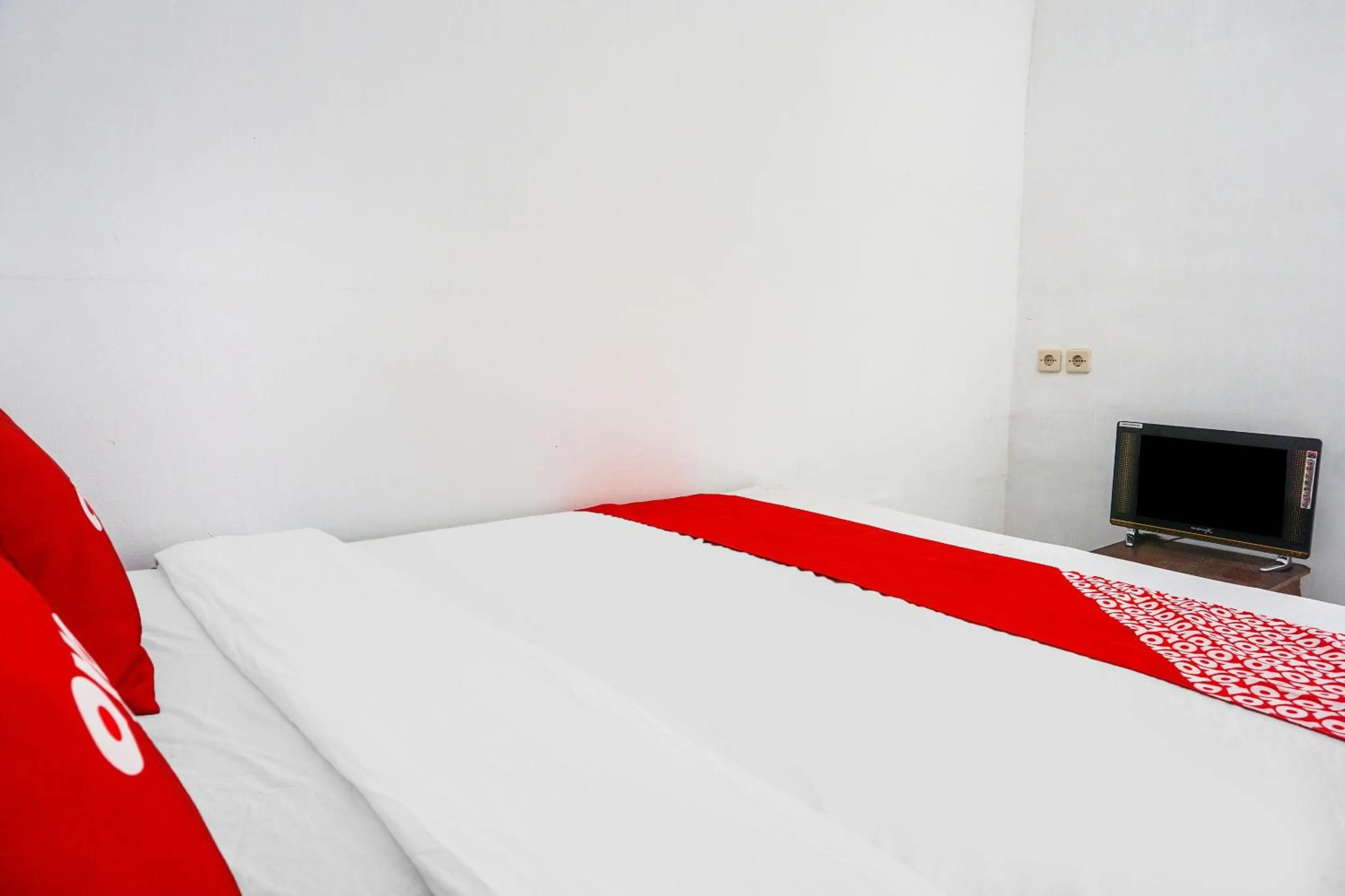 Bedroom, Bed in OYO Life 91544 Homestay Biru Blukid