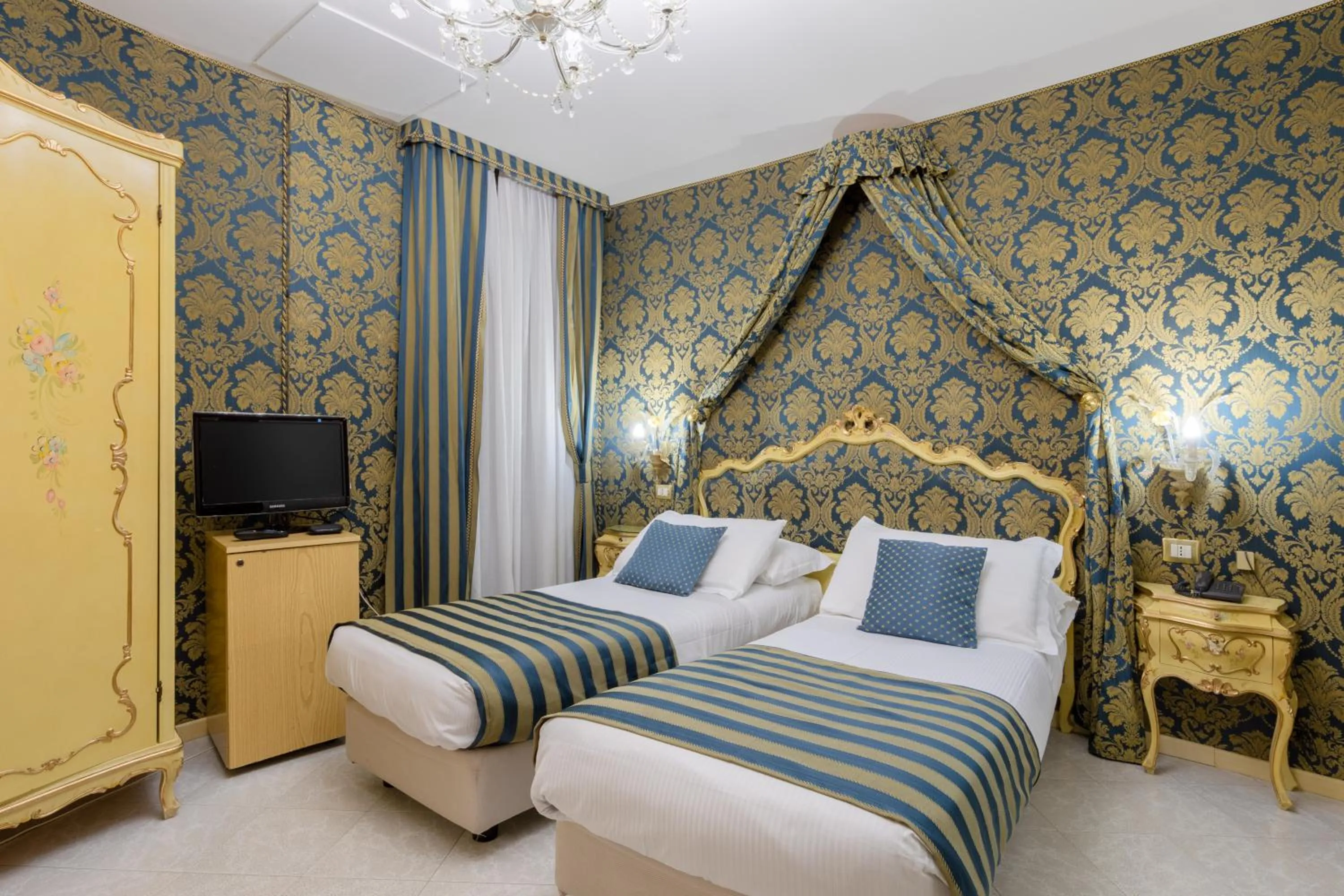 Bed in Hotel San Giorgio