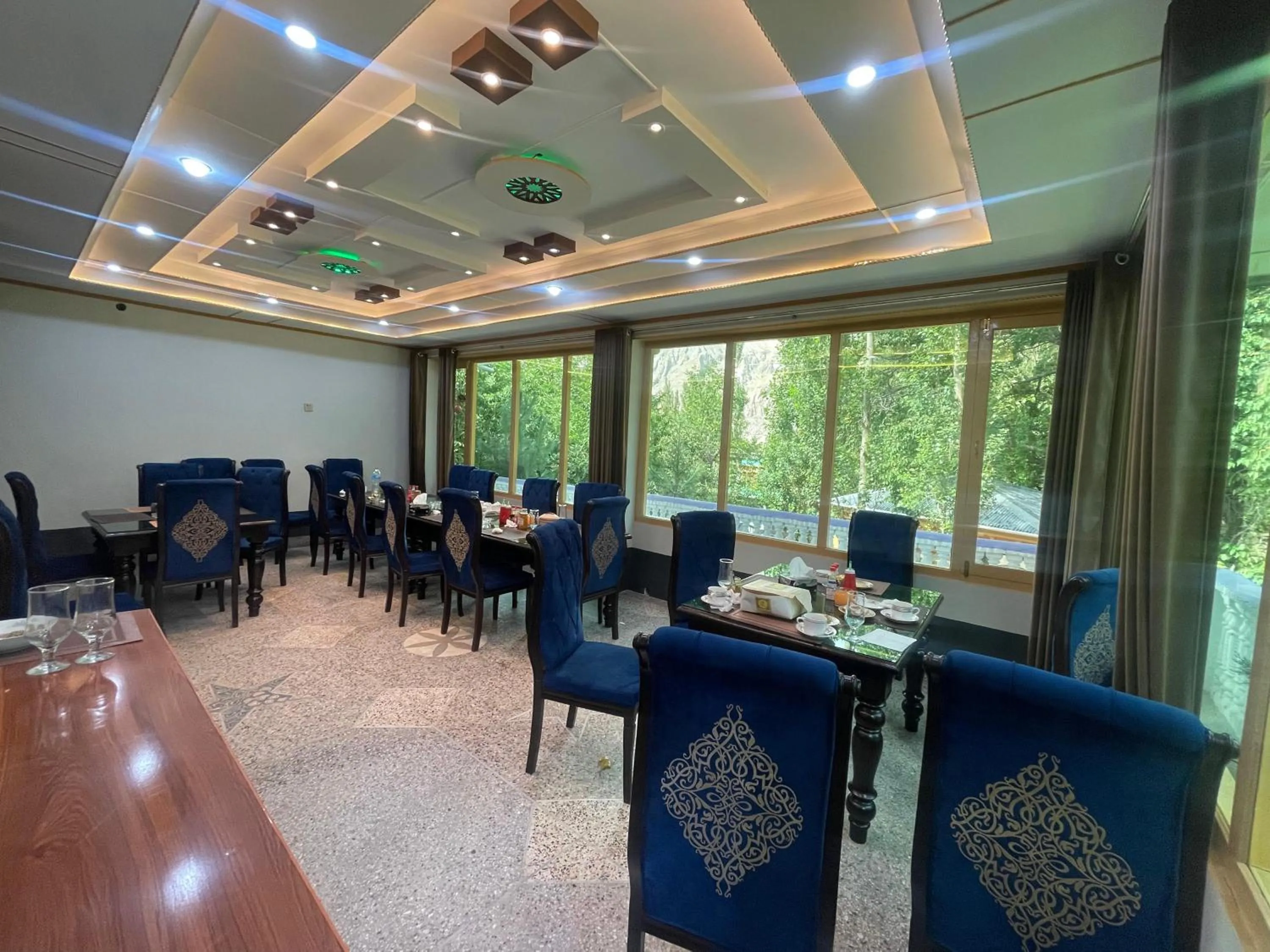 Restaurant/places to eat in North Palace Khaplu