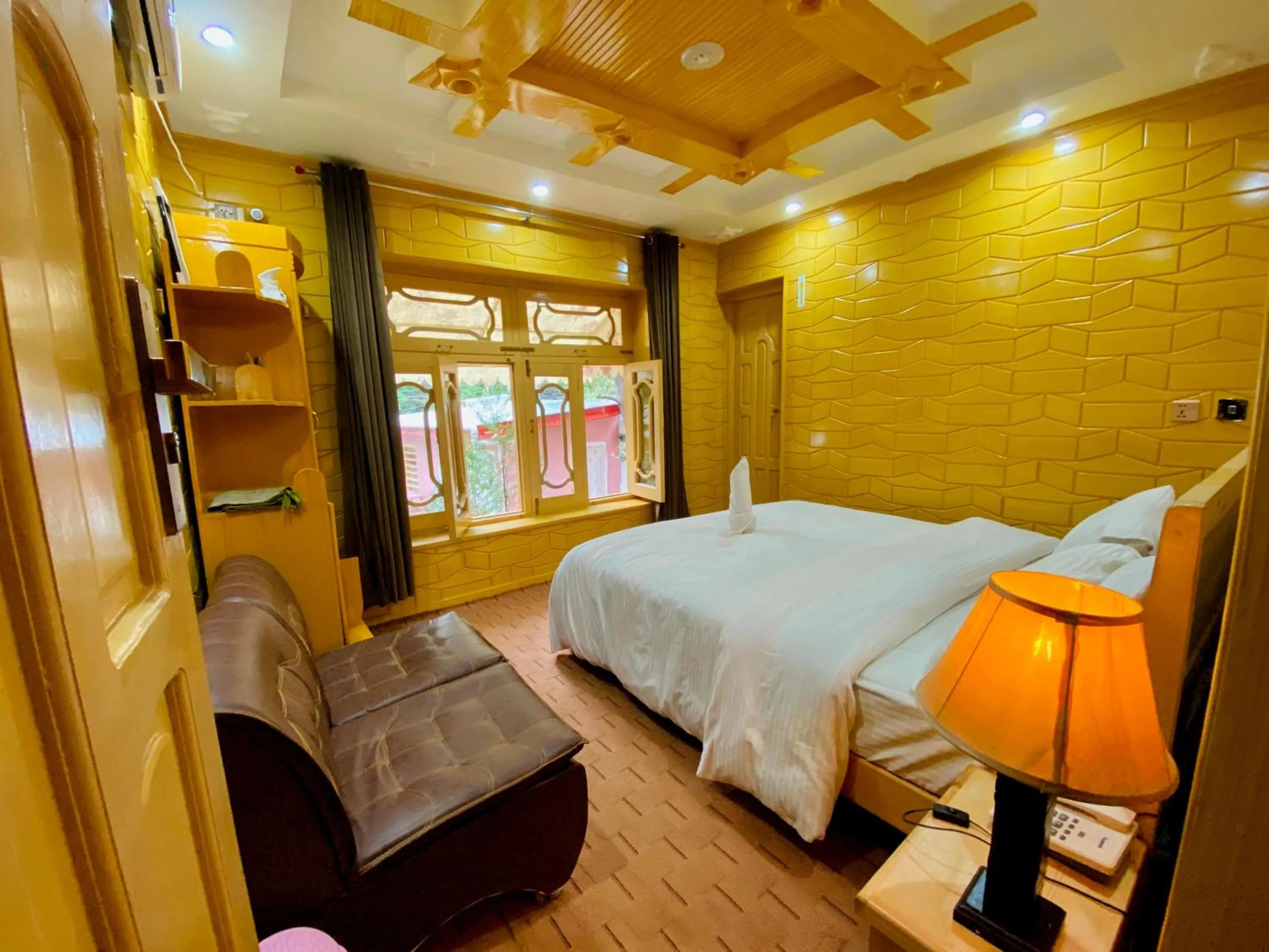 Bed in North Palace Khaplu