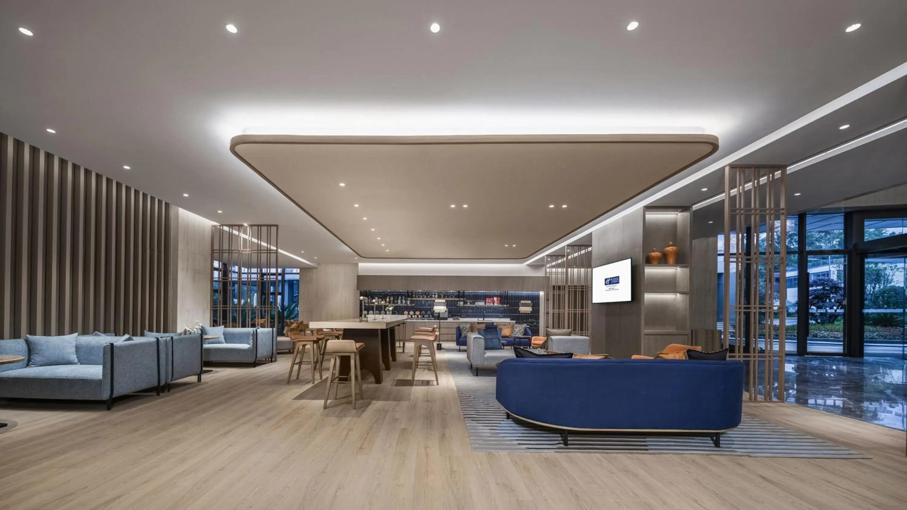 Property building in Holiday Inn Express Tengchong Hot-Spring by IHG