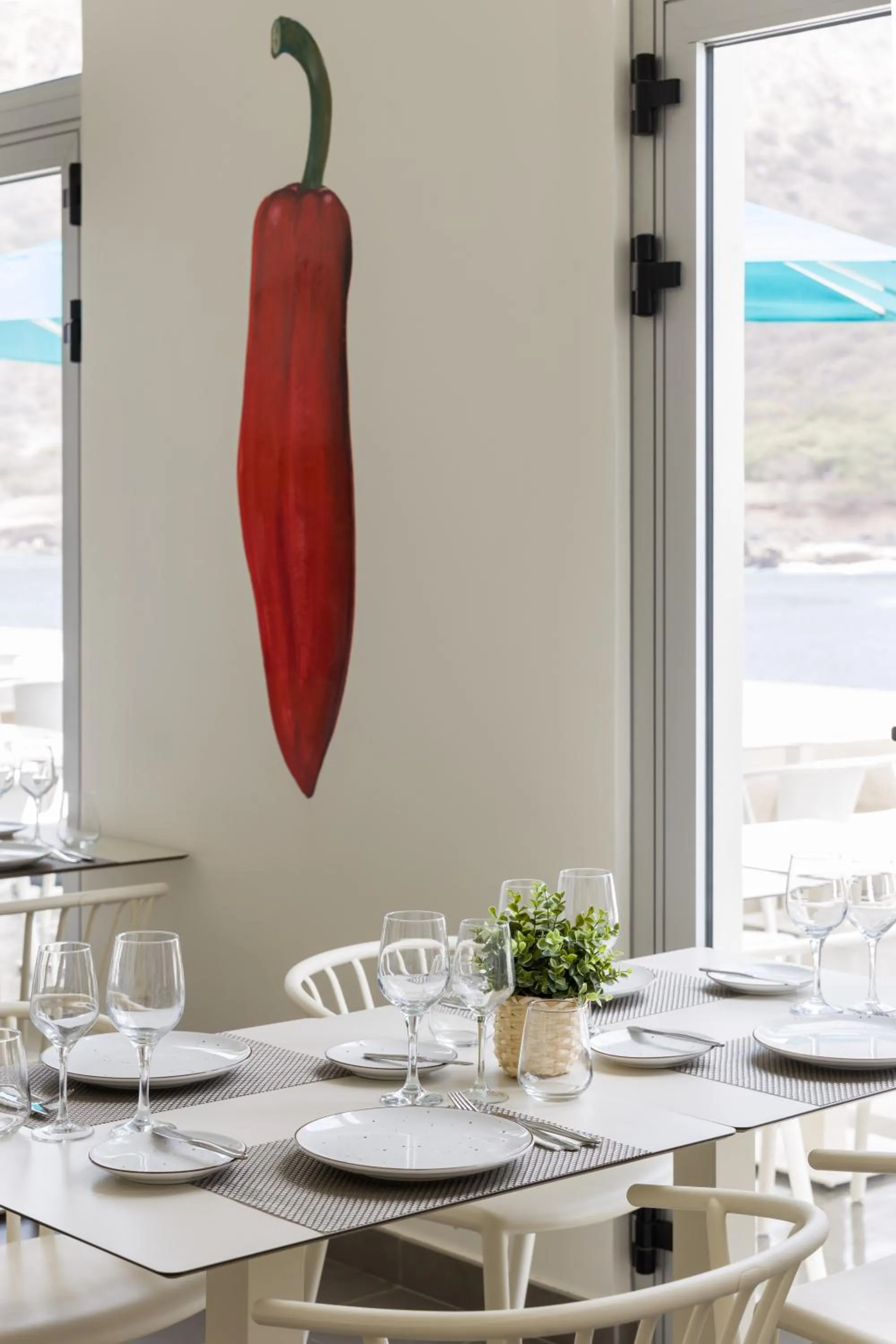 Restaurant/places to eat in Oasis Tarrafal Alfandega Suites