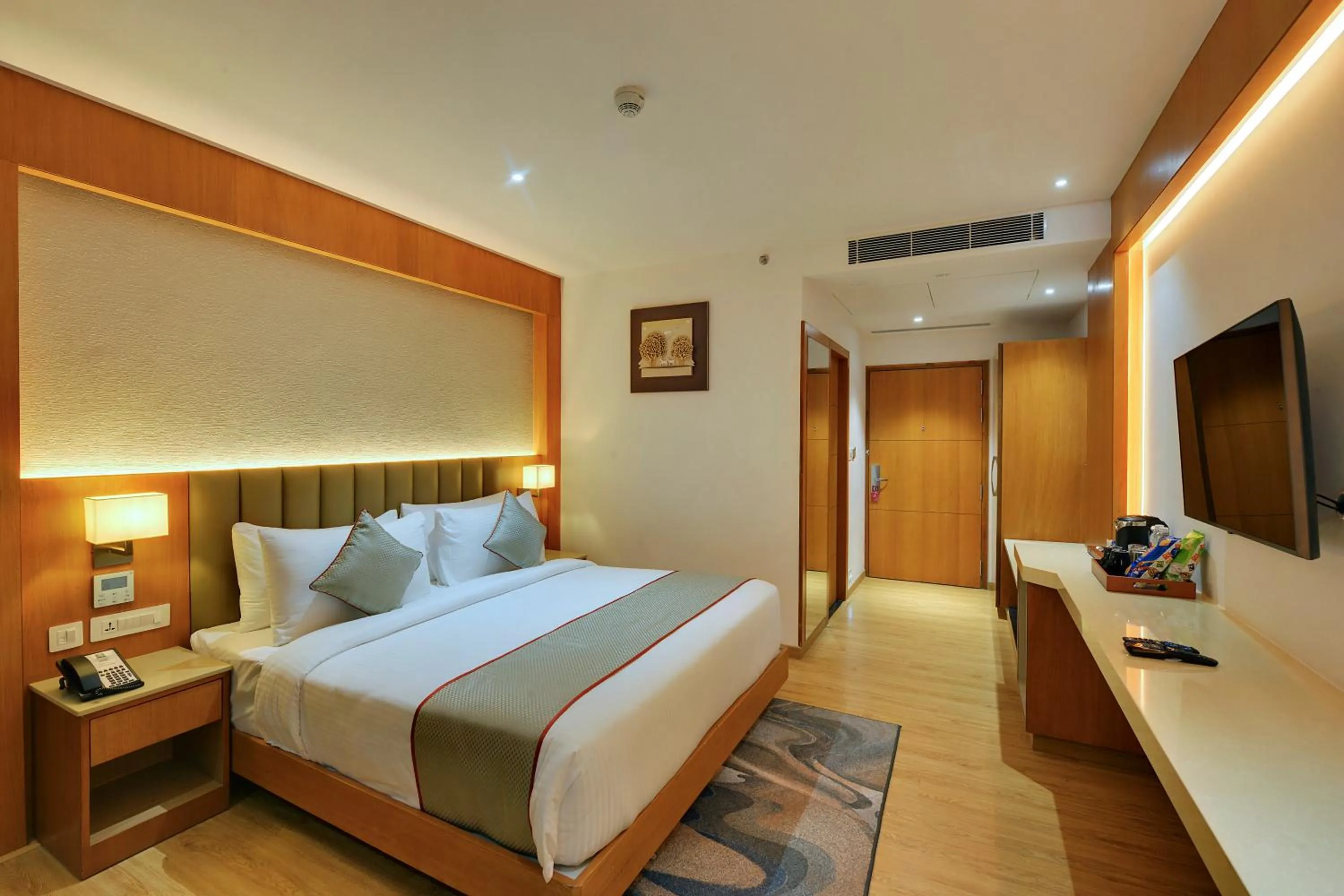 Bed in Clarion Hotel Bangalore