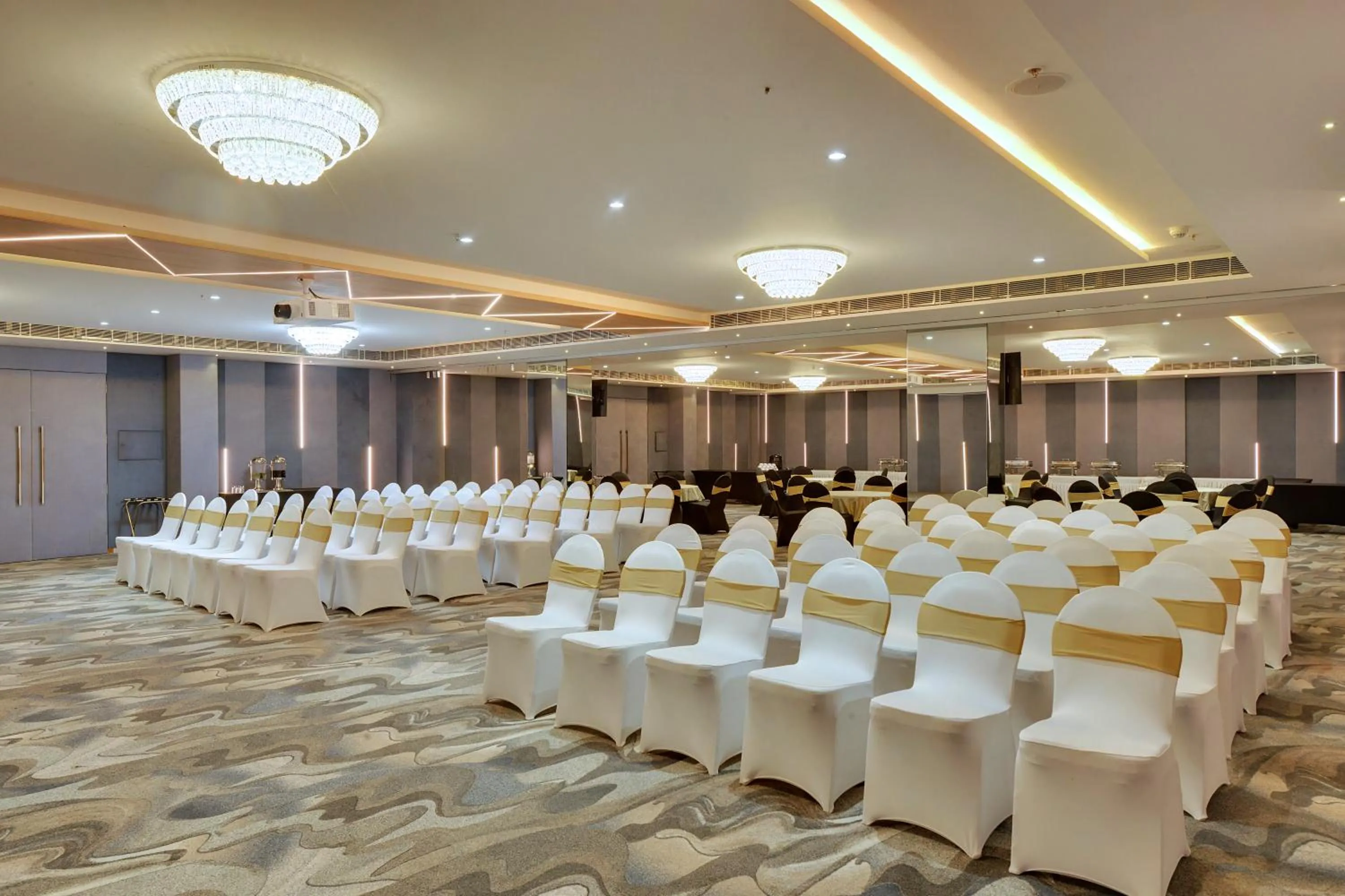 Banquet/Function facilities in Clarion Hotel Bangalore