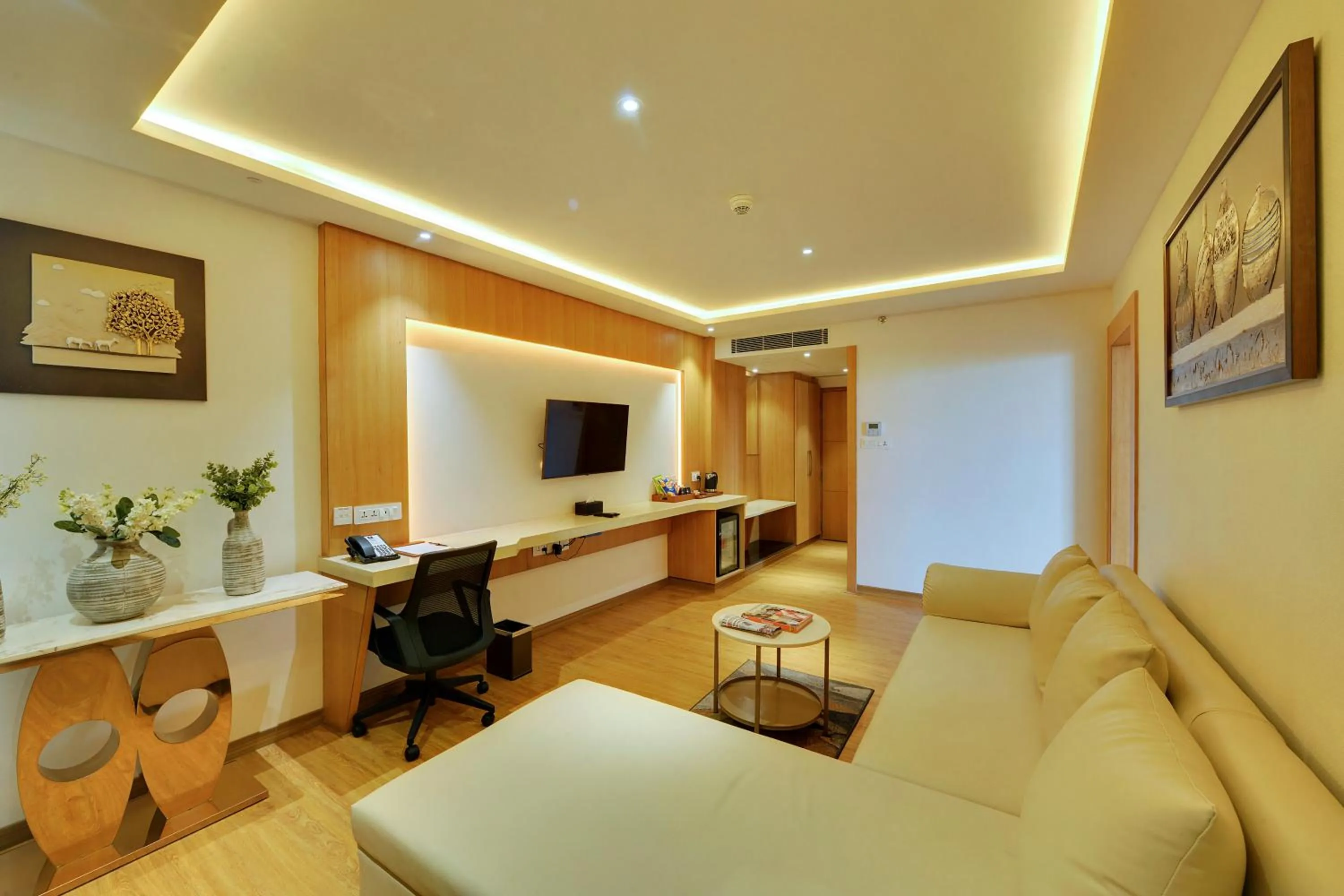 Living room in Clarion Hotel Bangalore