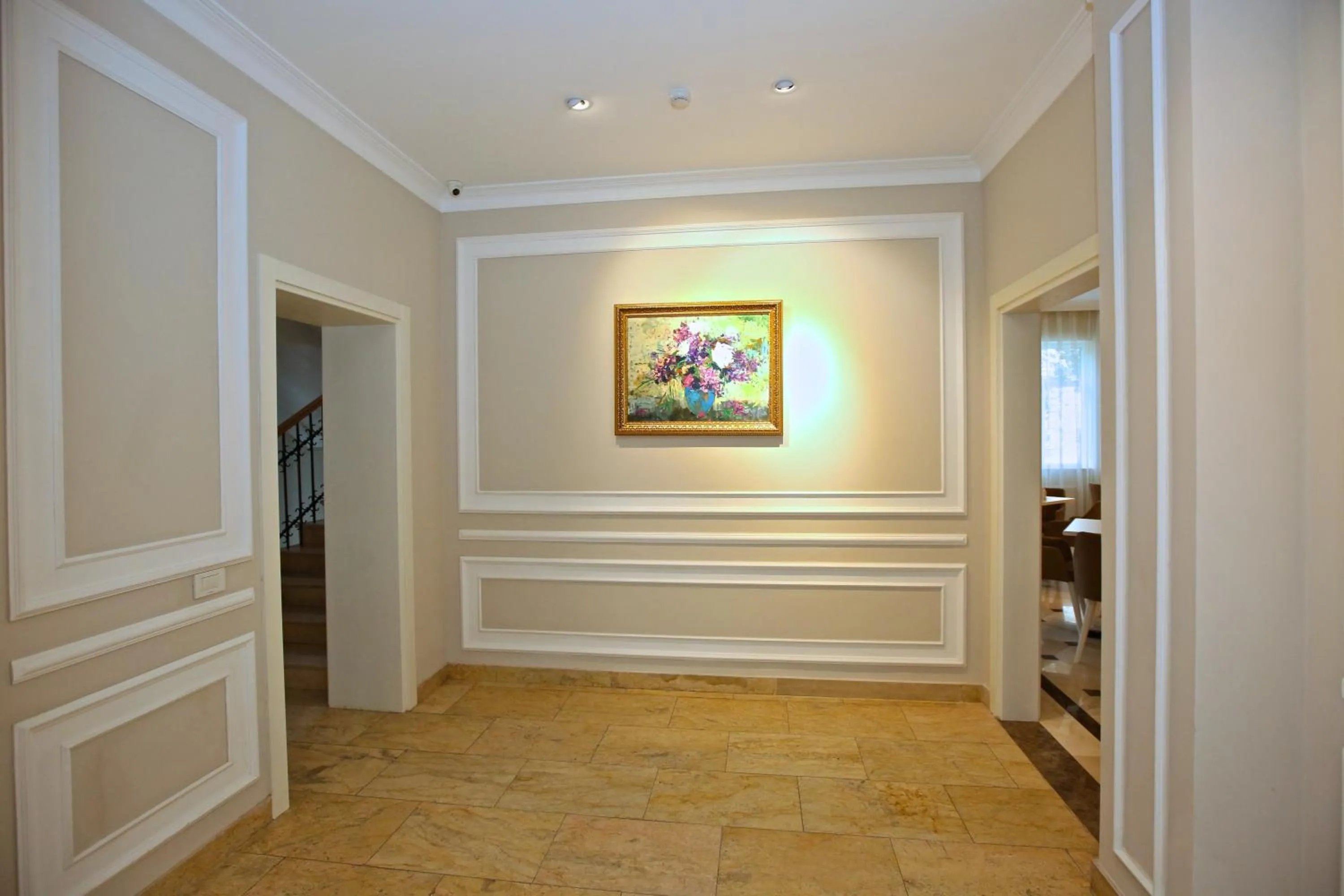 Lobby or reception in Miraj Hotel