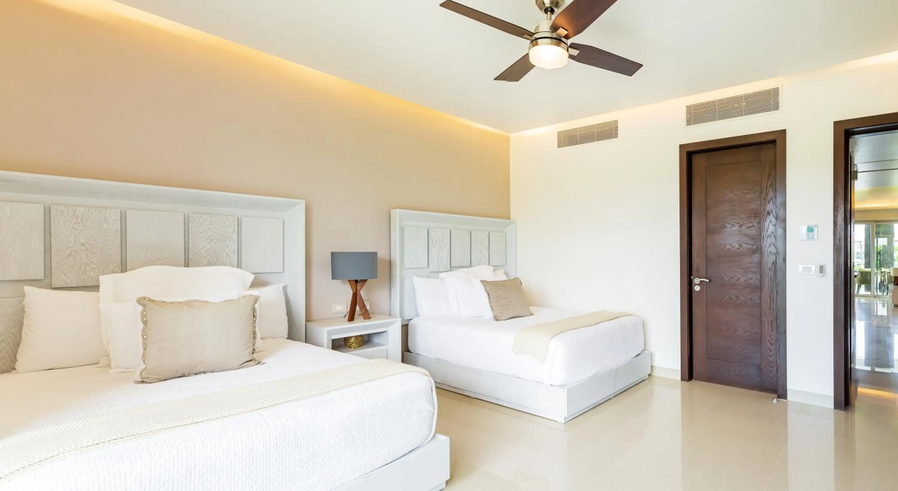 Bed in Casa Brisas apts