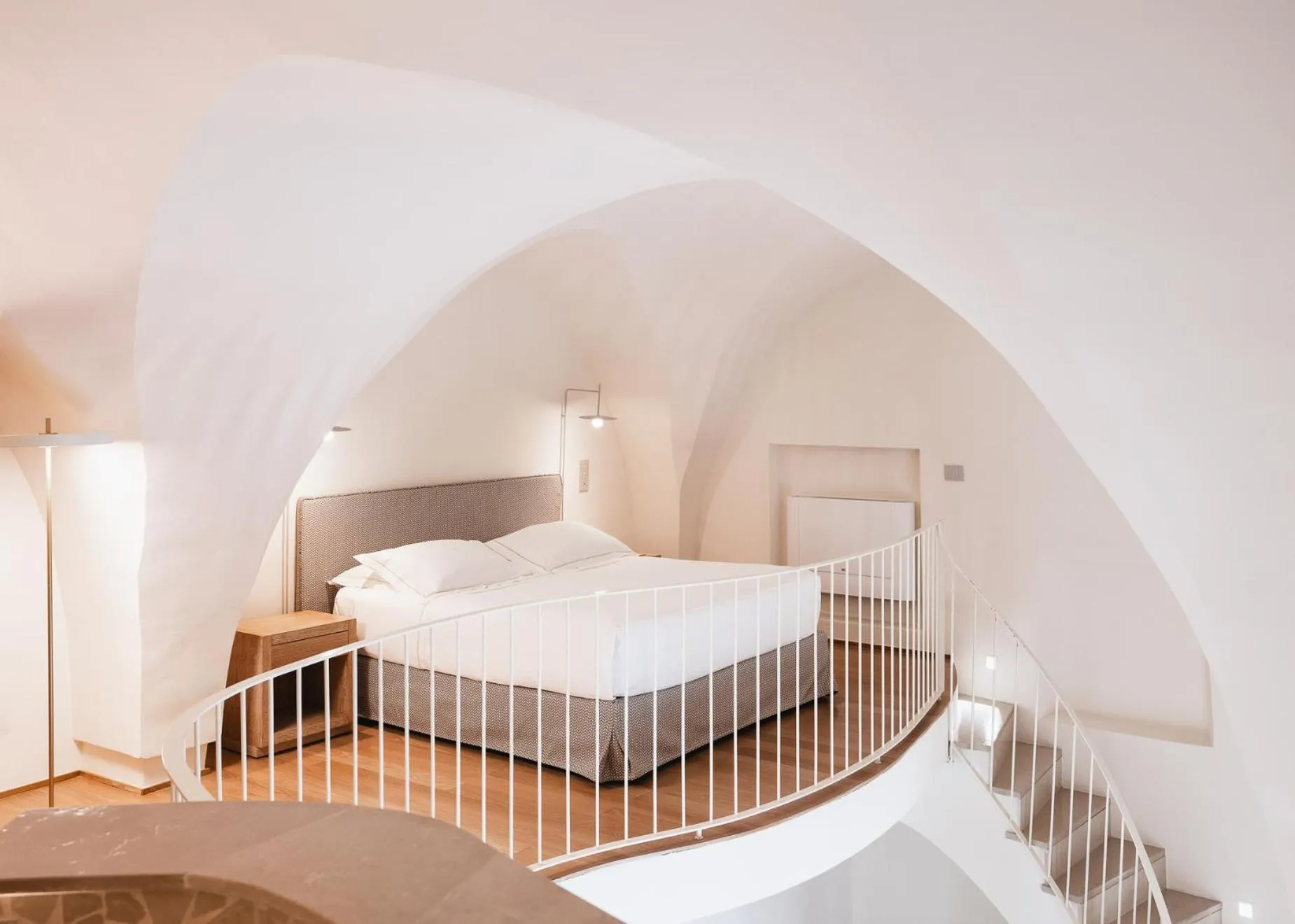 Bed in La Sommità Relais & Chateaux