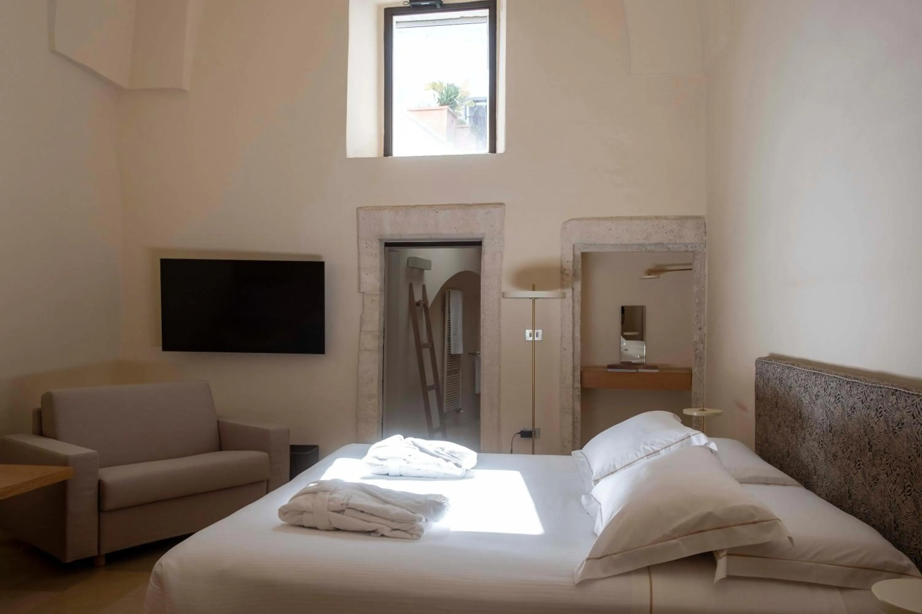 Bed in La Sommità Relais & Chateaux