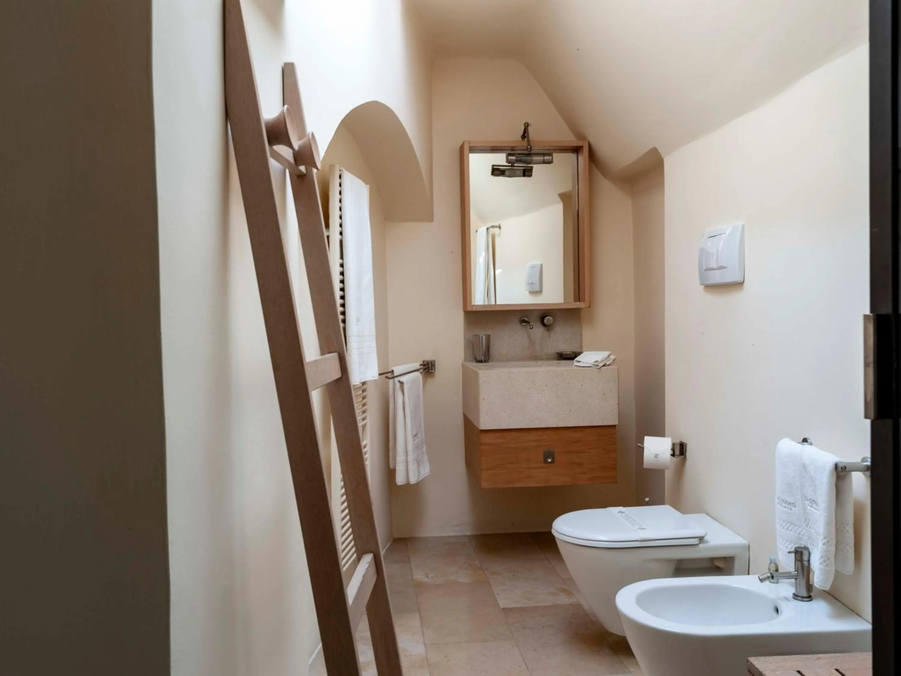 Bathroom in La Sommità Relais & Chateaux