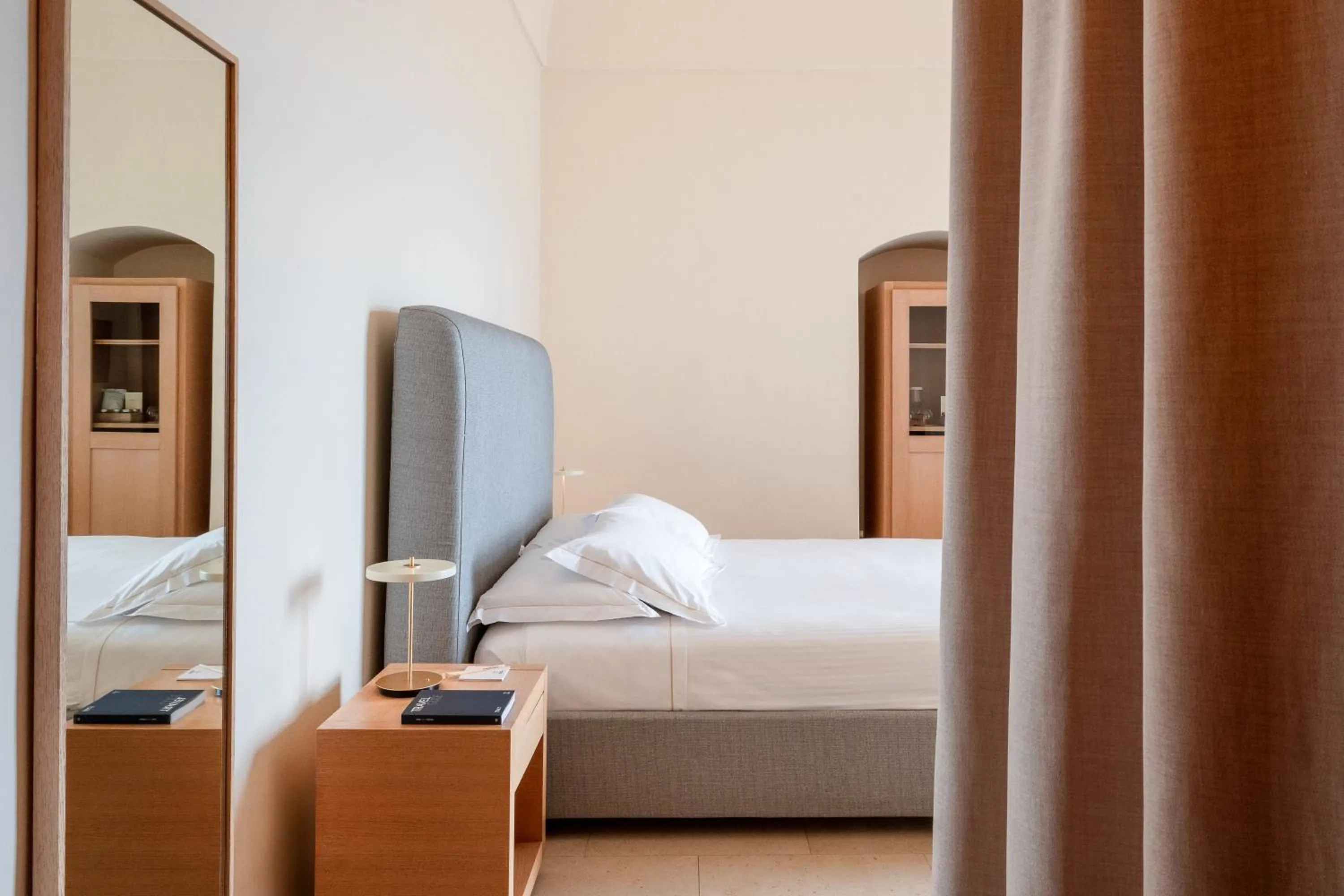 Bedroom, Bed in La Sommità Relais & Chateaux