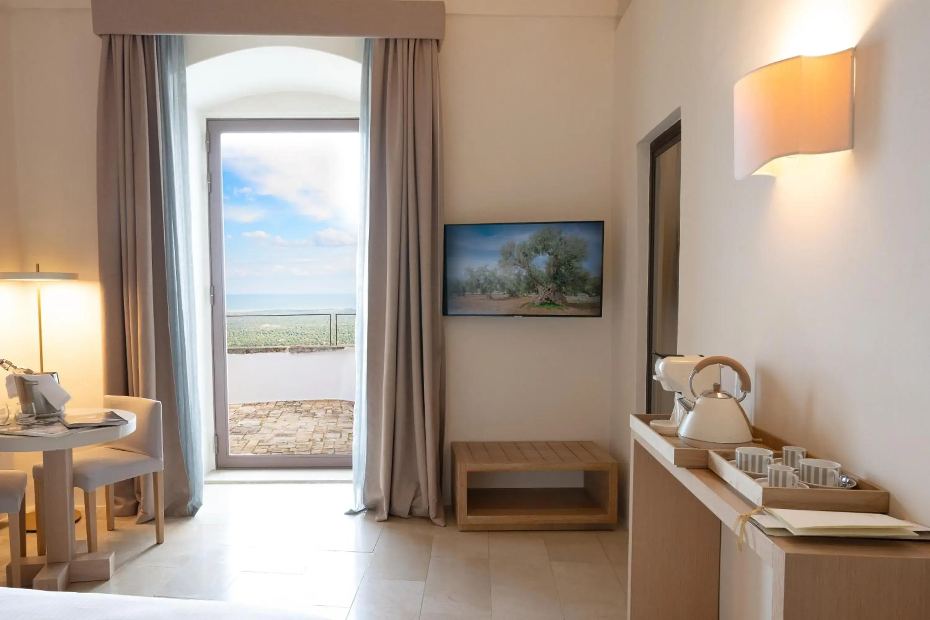 Deluxe Double Room with Sea View and Balcony in La Sommità Relais & Chateaux Deluxe Double Room with Sea View and Balcony in La Sommità Relais & Chateaux