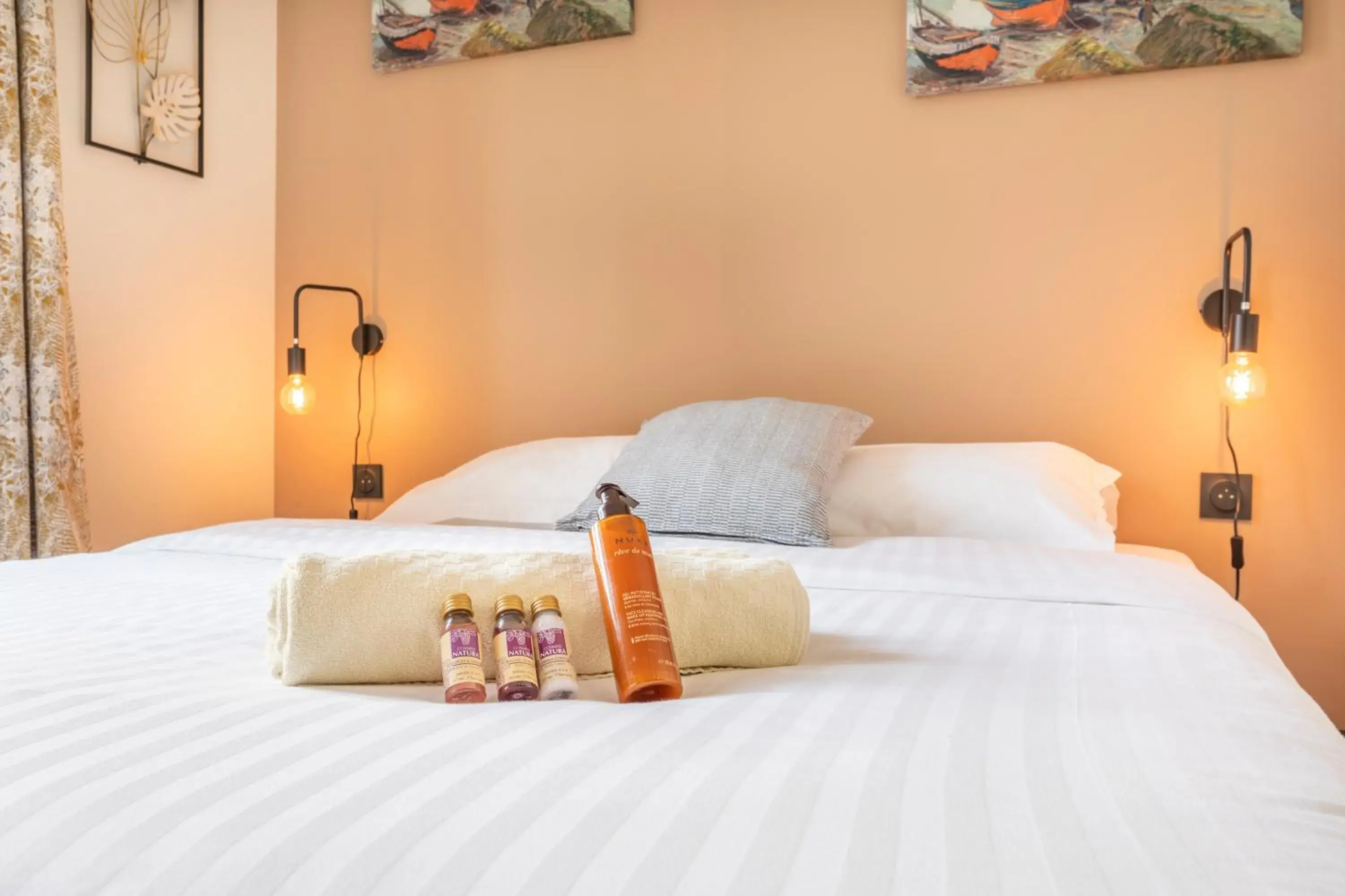 ADIRA Résid'Marseille Vieux-port 2 étoiles ADIRA Résid'Marseille Vieux-port 2 étoiles