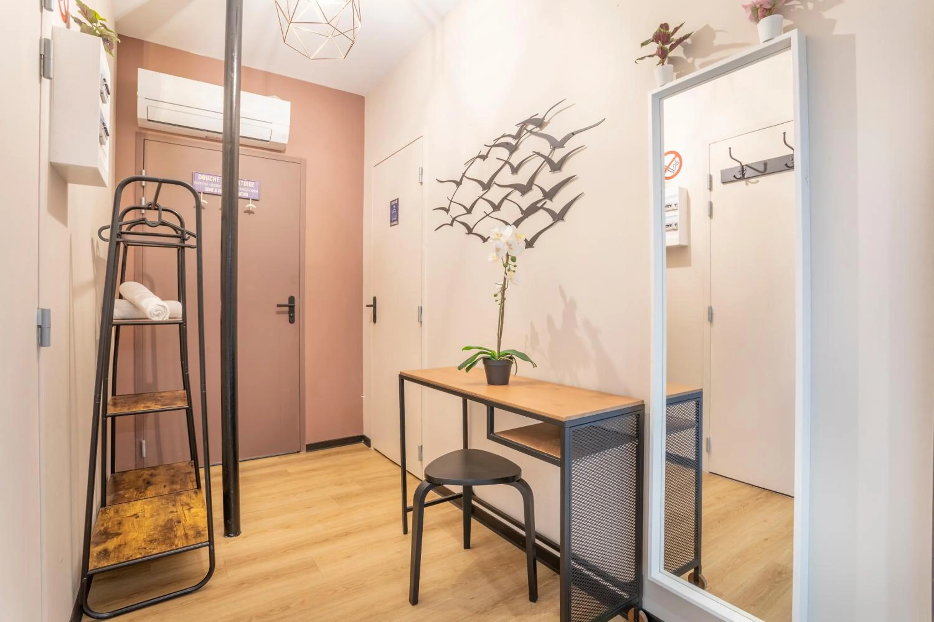 Dining area in ADIRA Résid'Marseille Vieux-port 2 étoiles