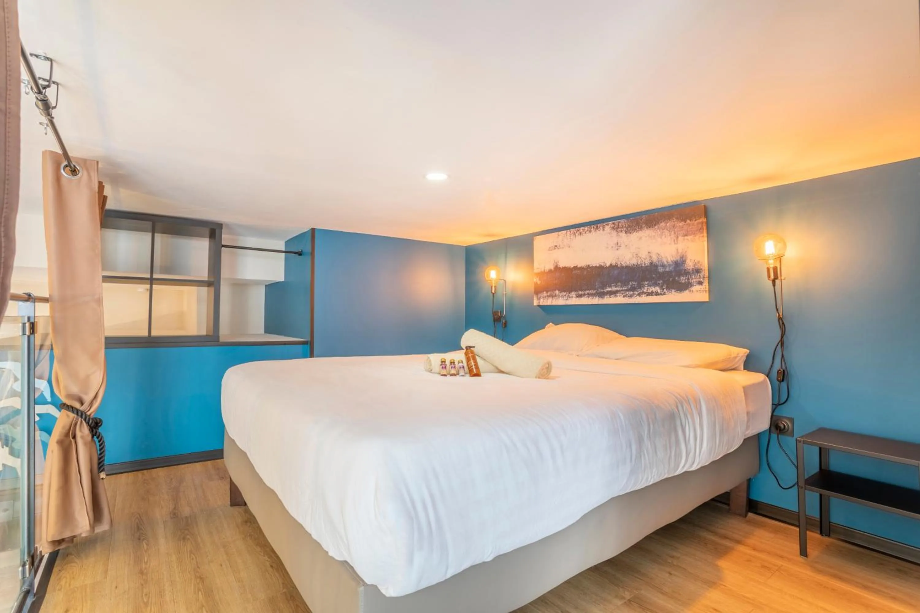 Bed in ADIRA Résid'Marseille Vieux-port 2 étoiles