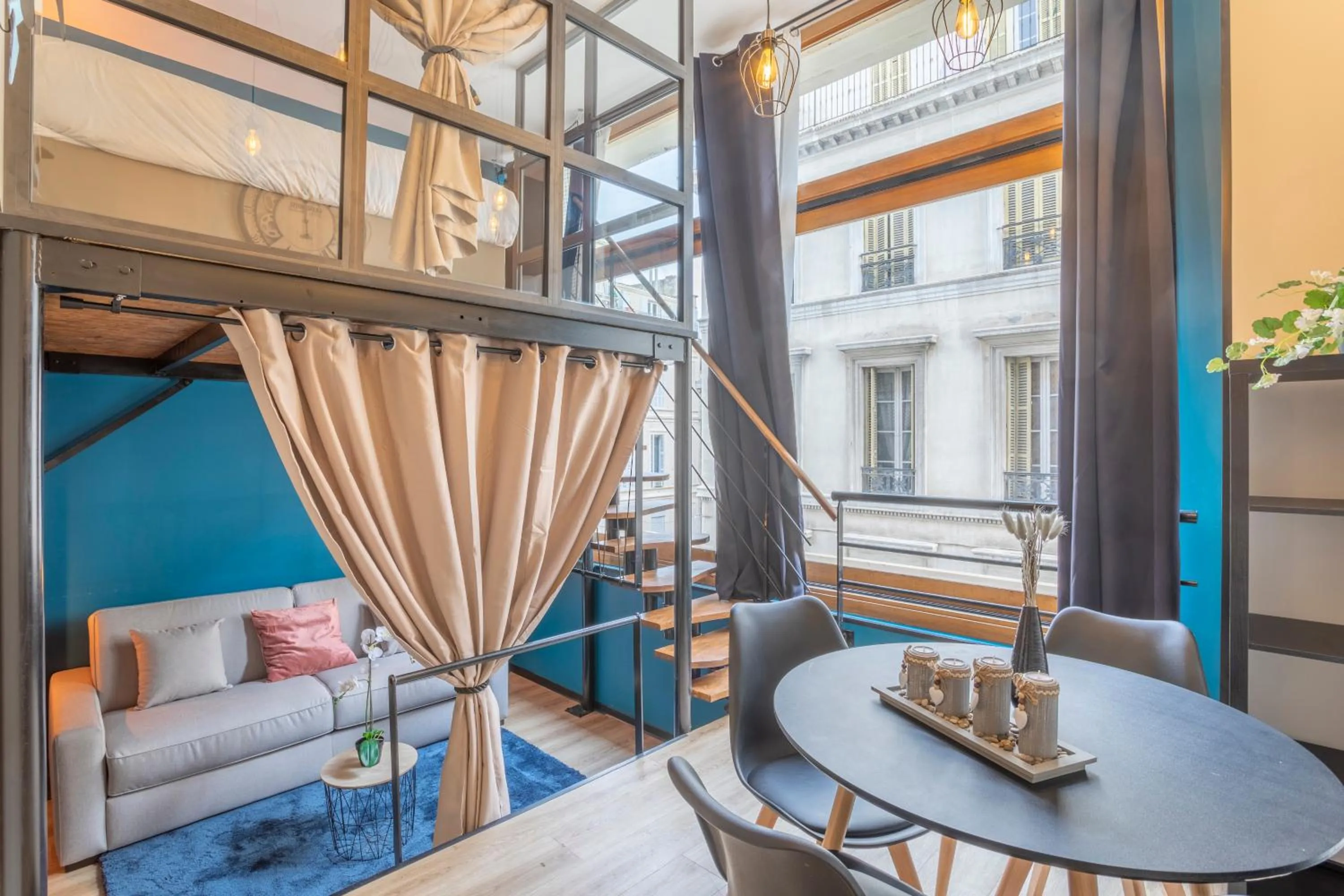 Living room, Bed in ADIRA Résid'Marseille Vieux-port 2 étoiles