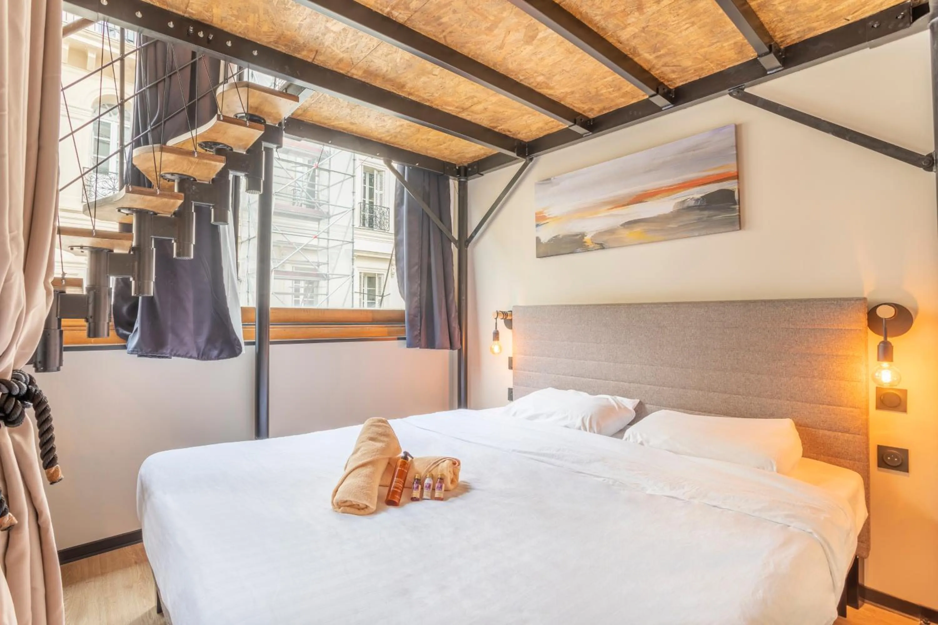 Bed in ADIRA Résid'Marseille Vieux-port 2 étoiles