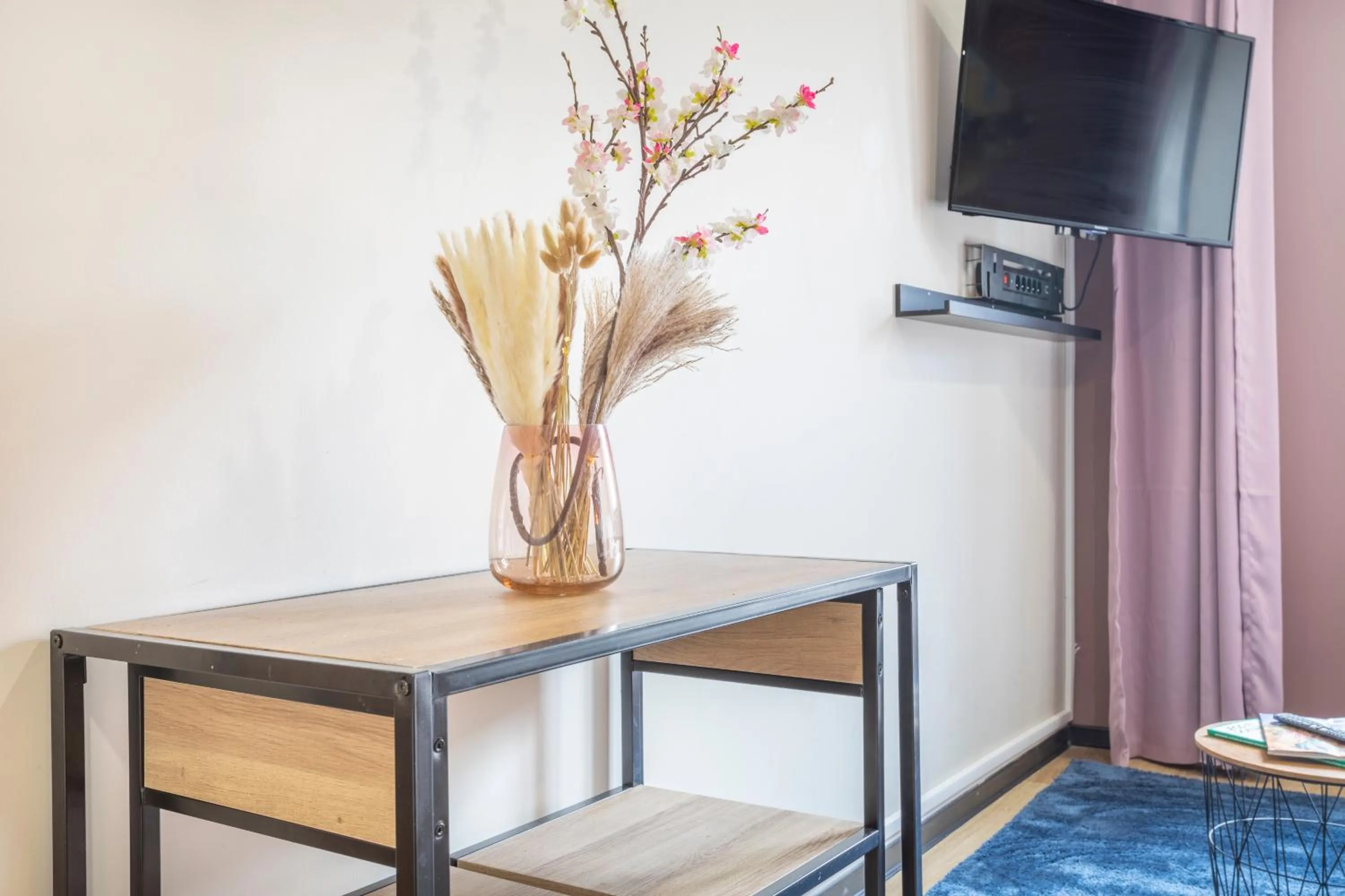 Bed in ADIRA Résid'Marseille Vieux-port 2 étoiles