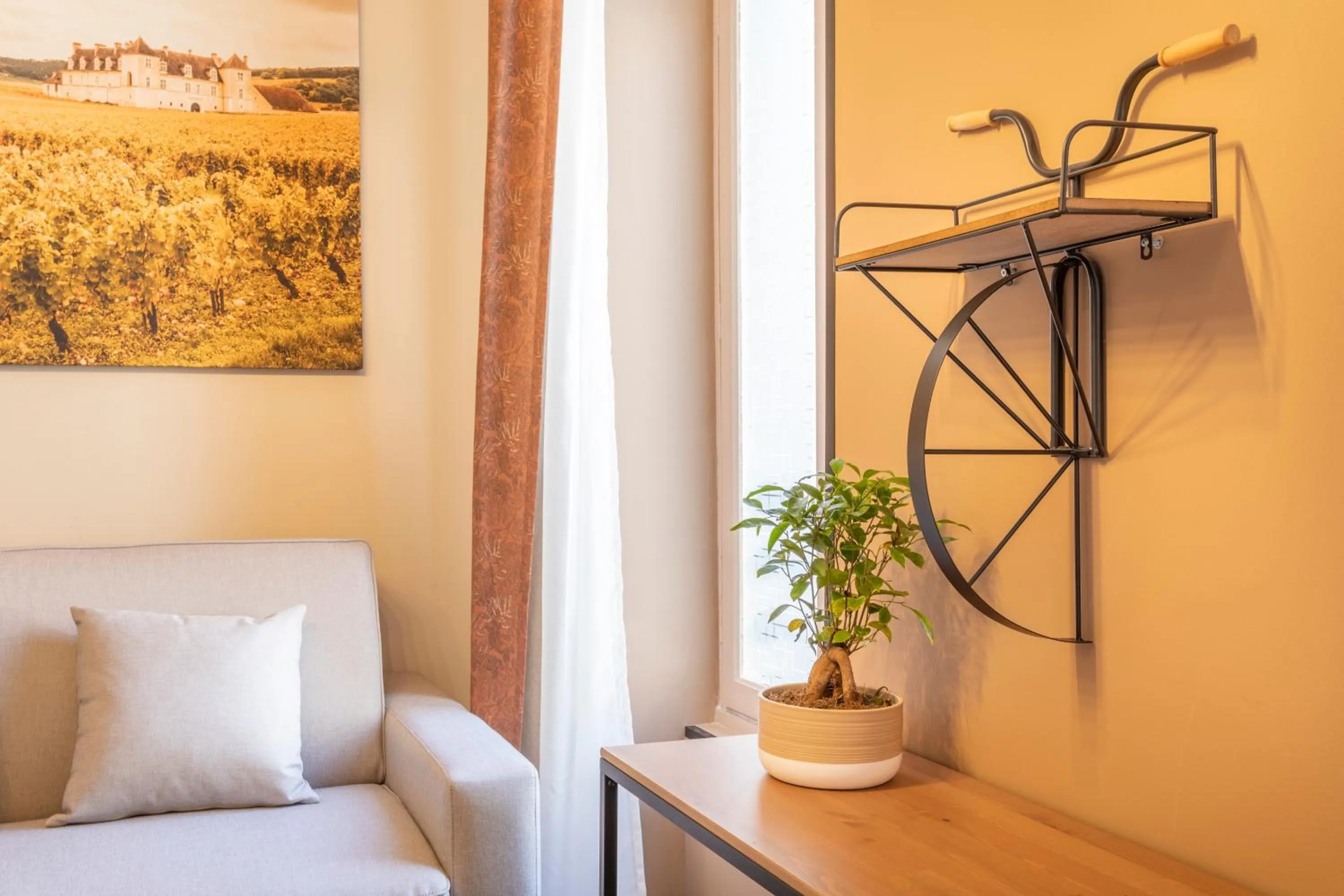 Bed in ADIRA Résid'Marseille Vieux-port 2 étoiles