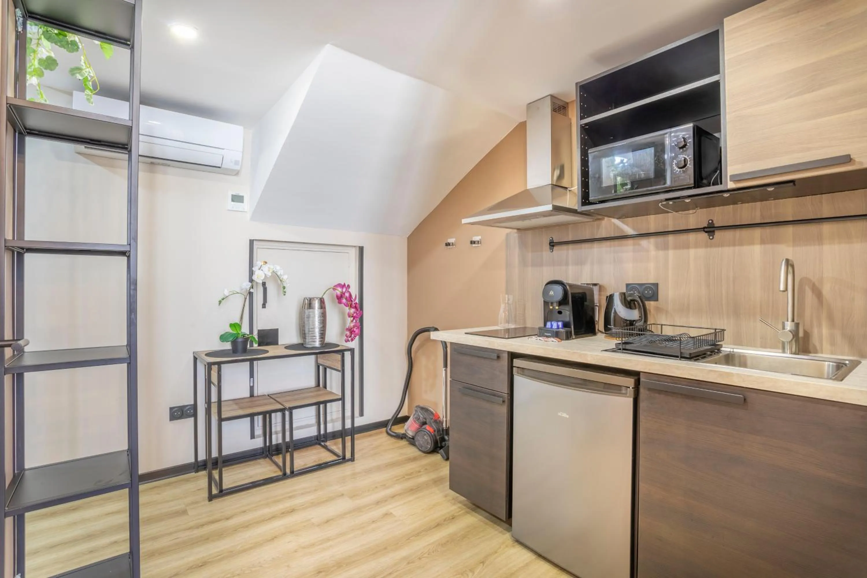 Dining area in ADIRA Résid'Marseille Vieux-port 2 étoiles