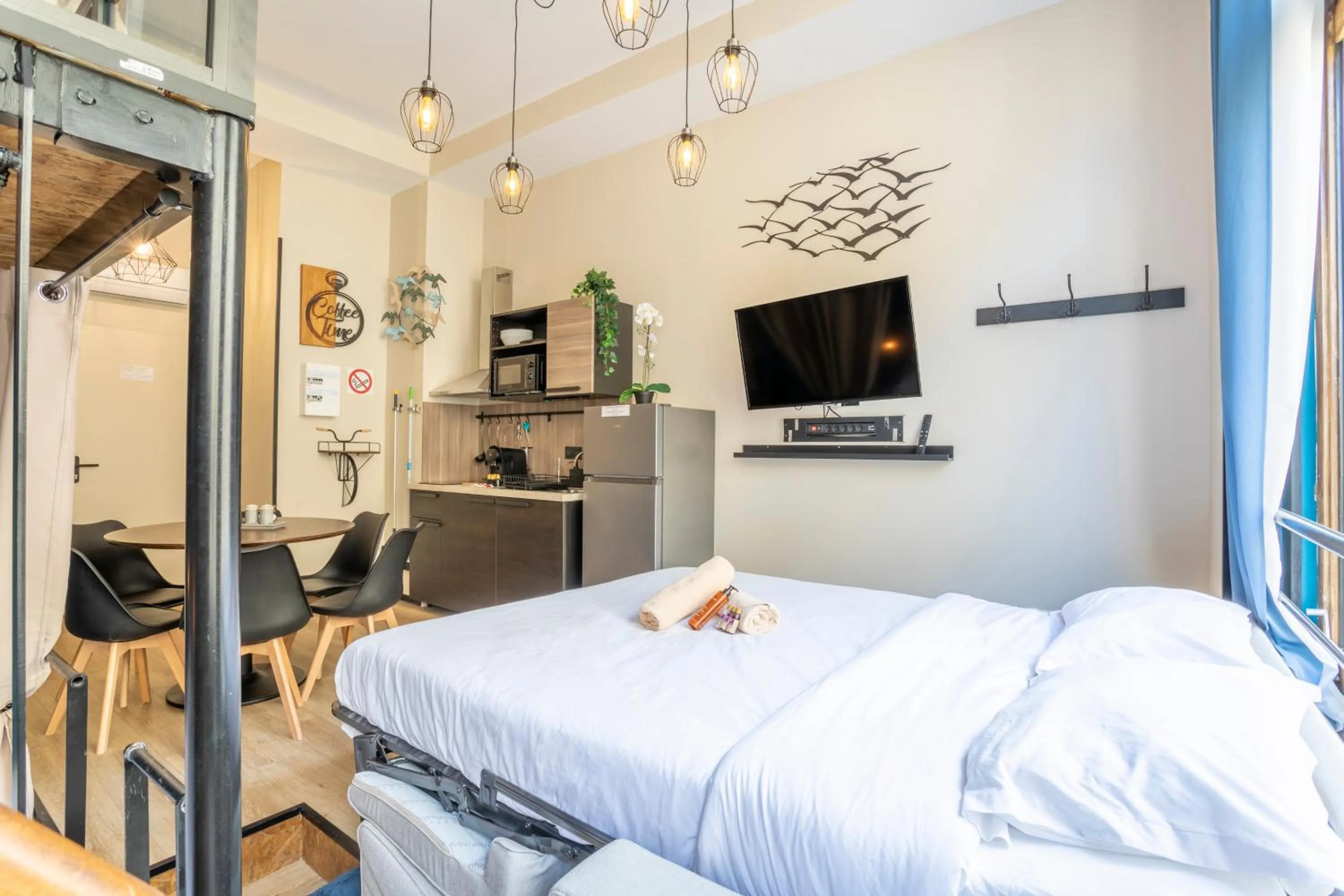 Bed in ADIRA Résid'Marseille Vieux-port 2 étoiles