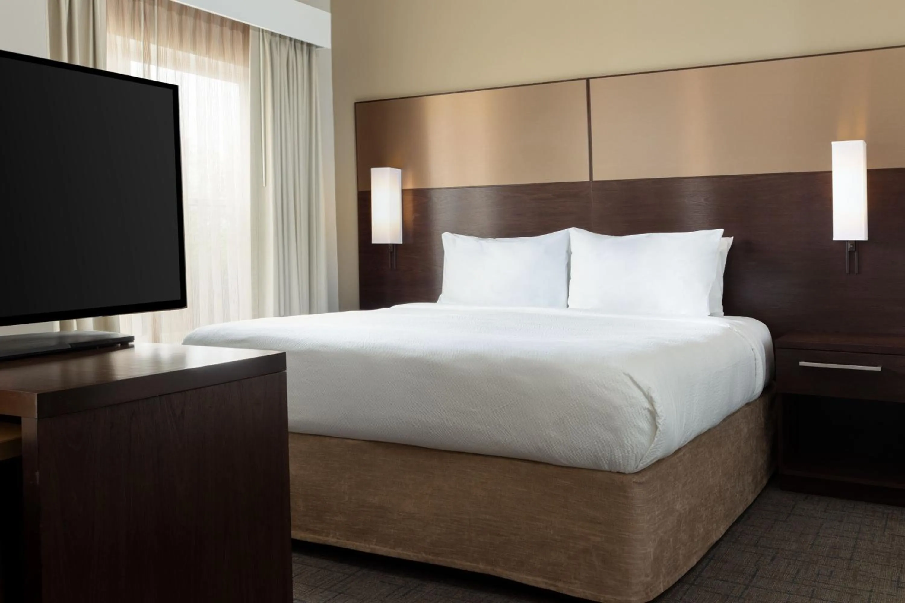 Bedroom, Bed in Residence Inn by Marriott Columbus Polaris