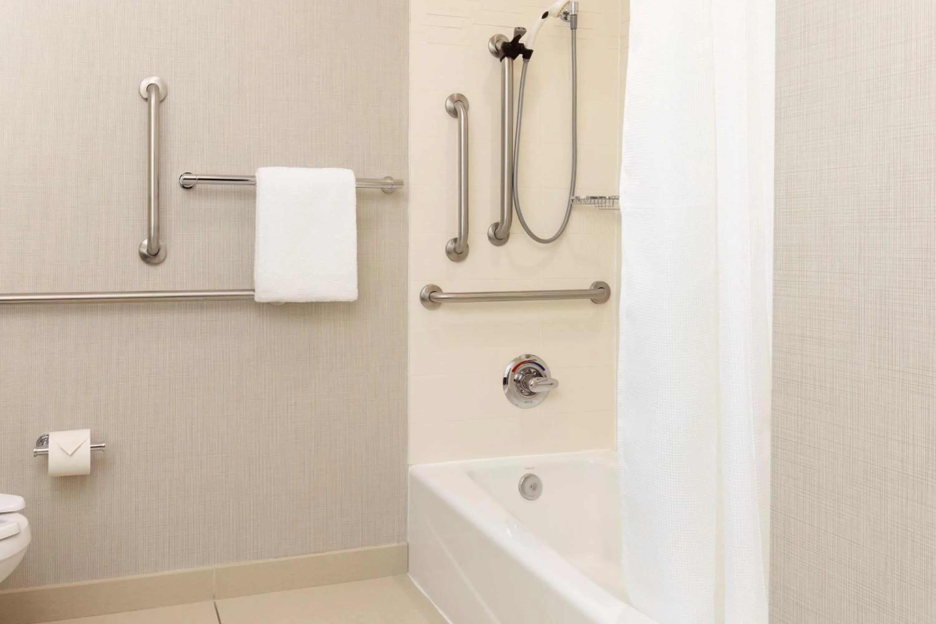 Bathroom in Residence Inn by Marriott Columbus Polaris