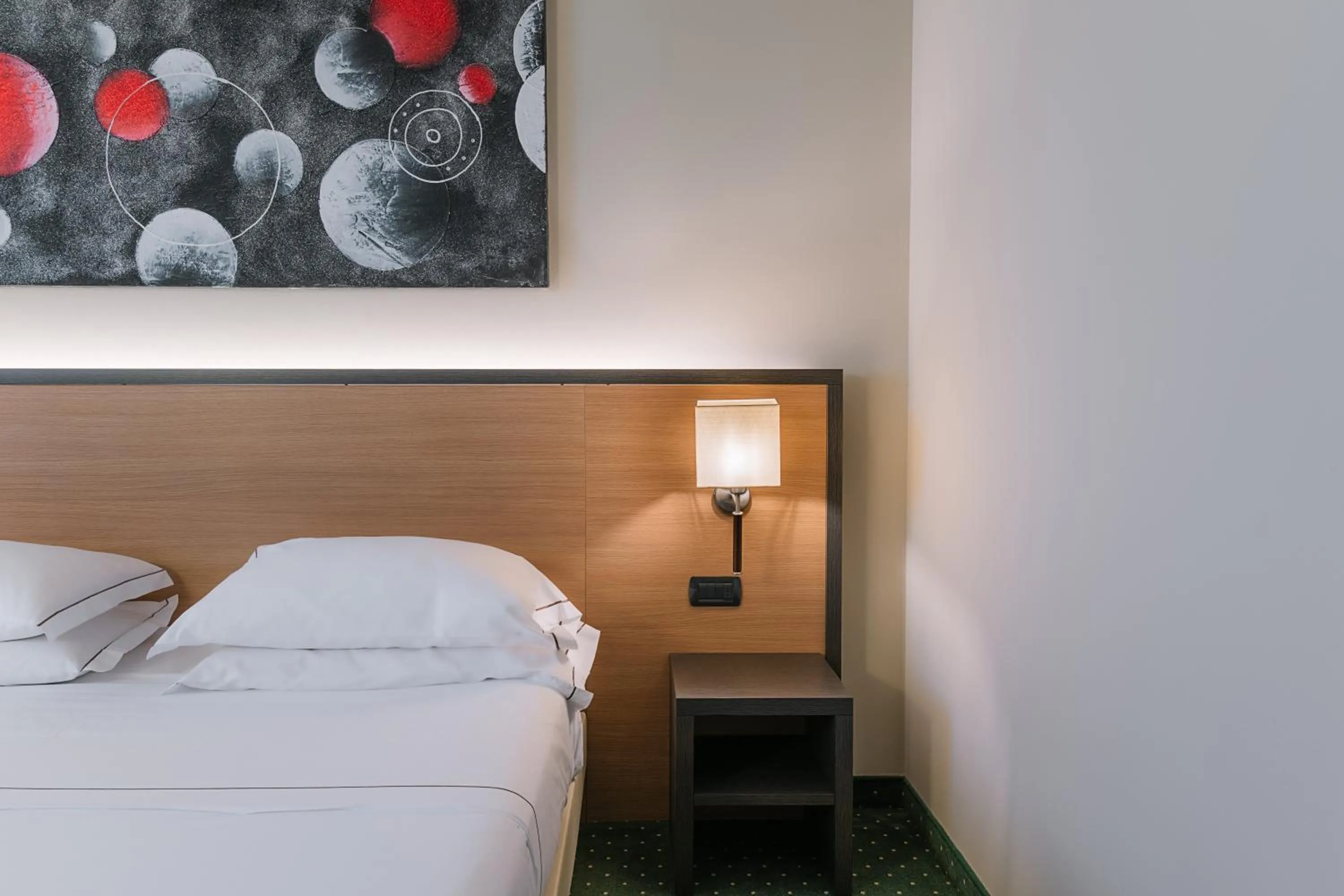 Bedroom, Bed in Smart Hotel King, by R Collection Hotels