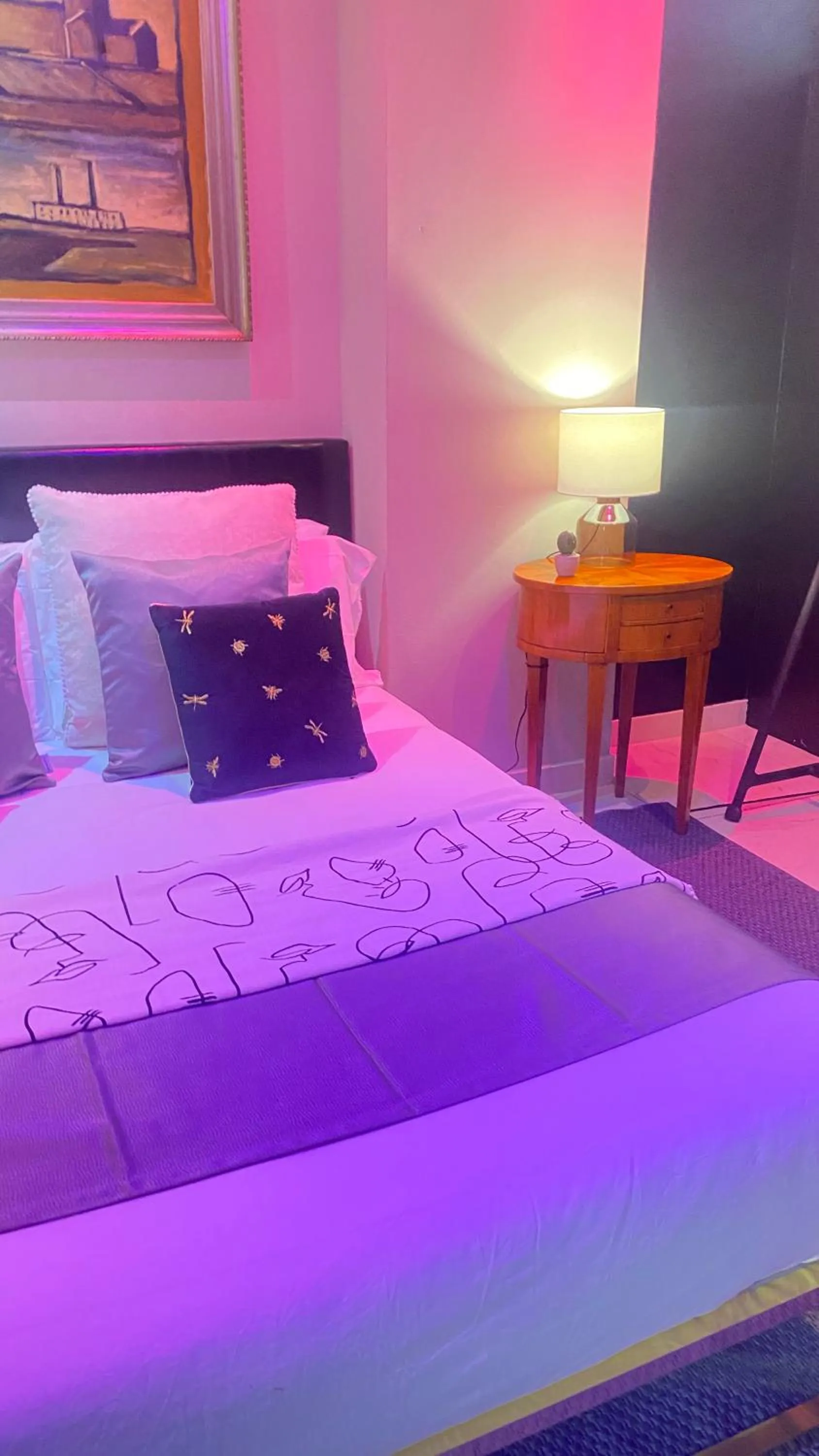 Bed in The KING of MILAN