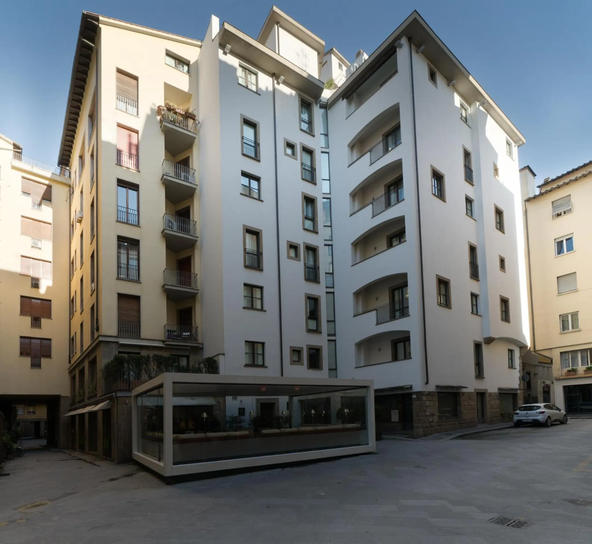 Property building in Gallery Hotel Art - Lungarno Collection